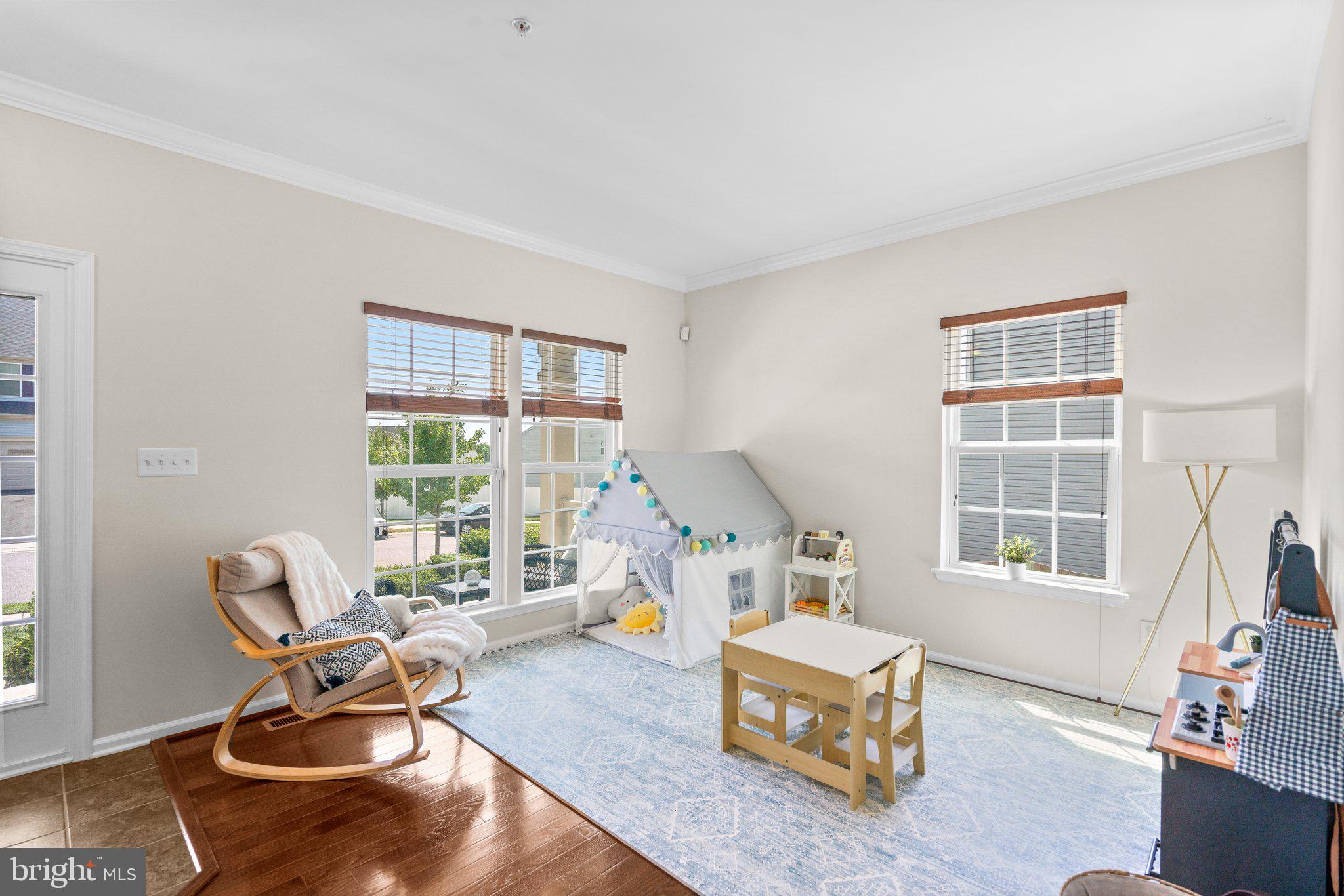 FIELDS AT ROCK GLENN - Residential