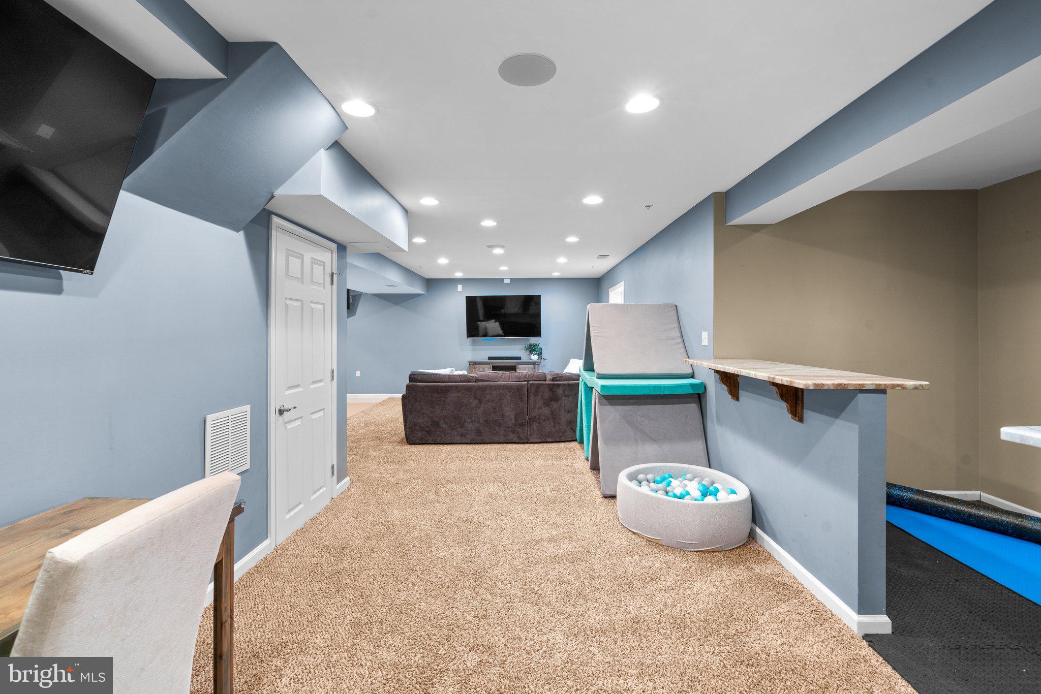 FIELDS AT ROCK GLENN - Residential