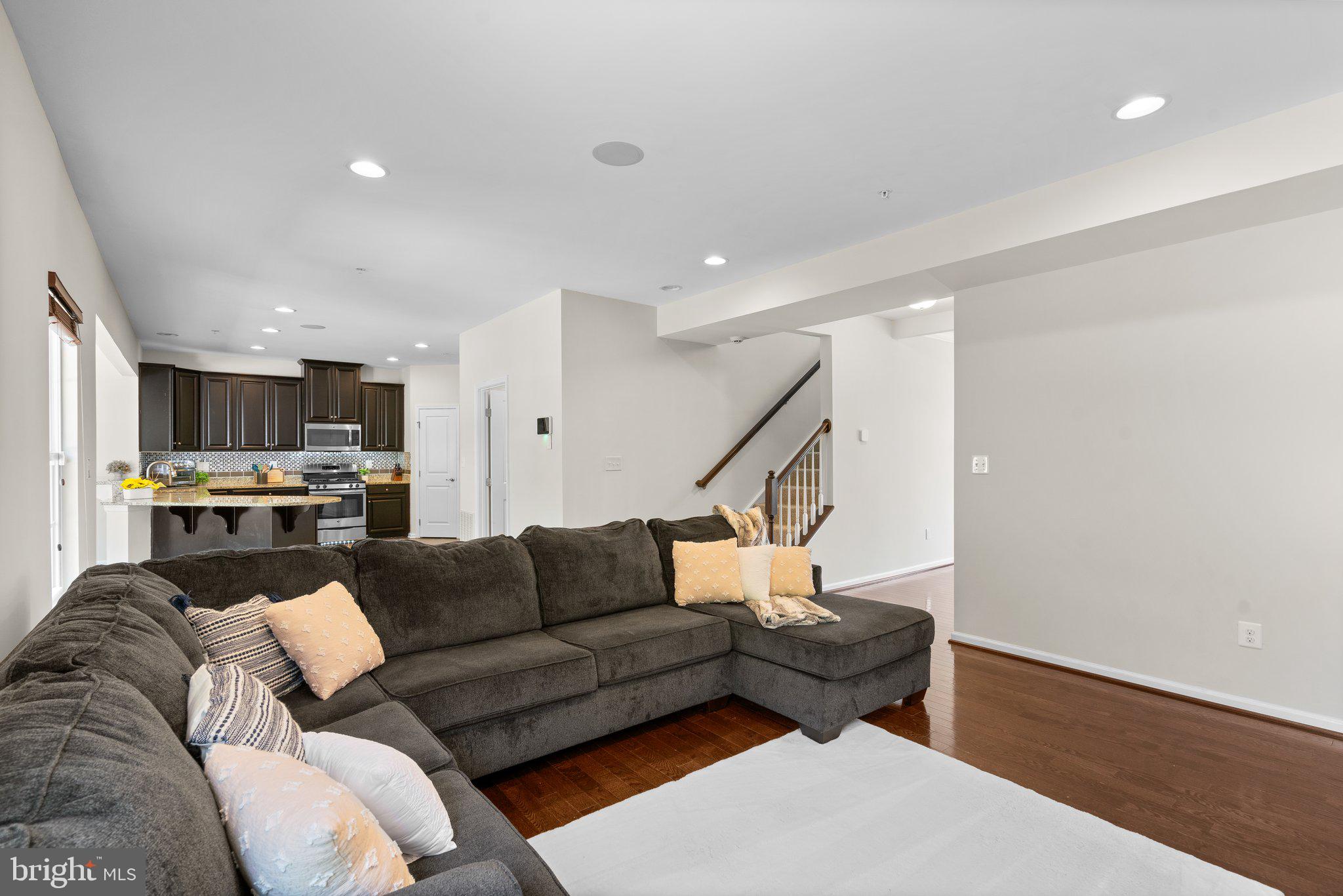 FIELDS AT ROCK GLENN - Residential