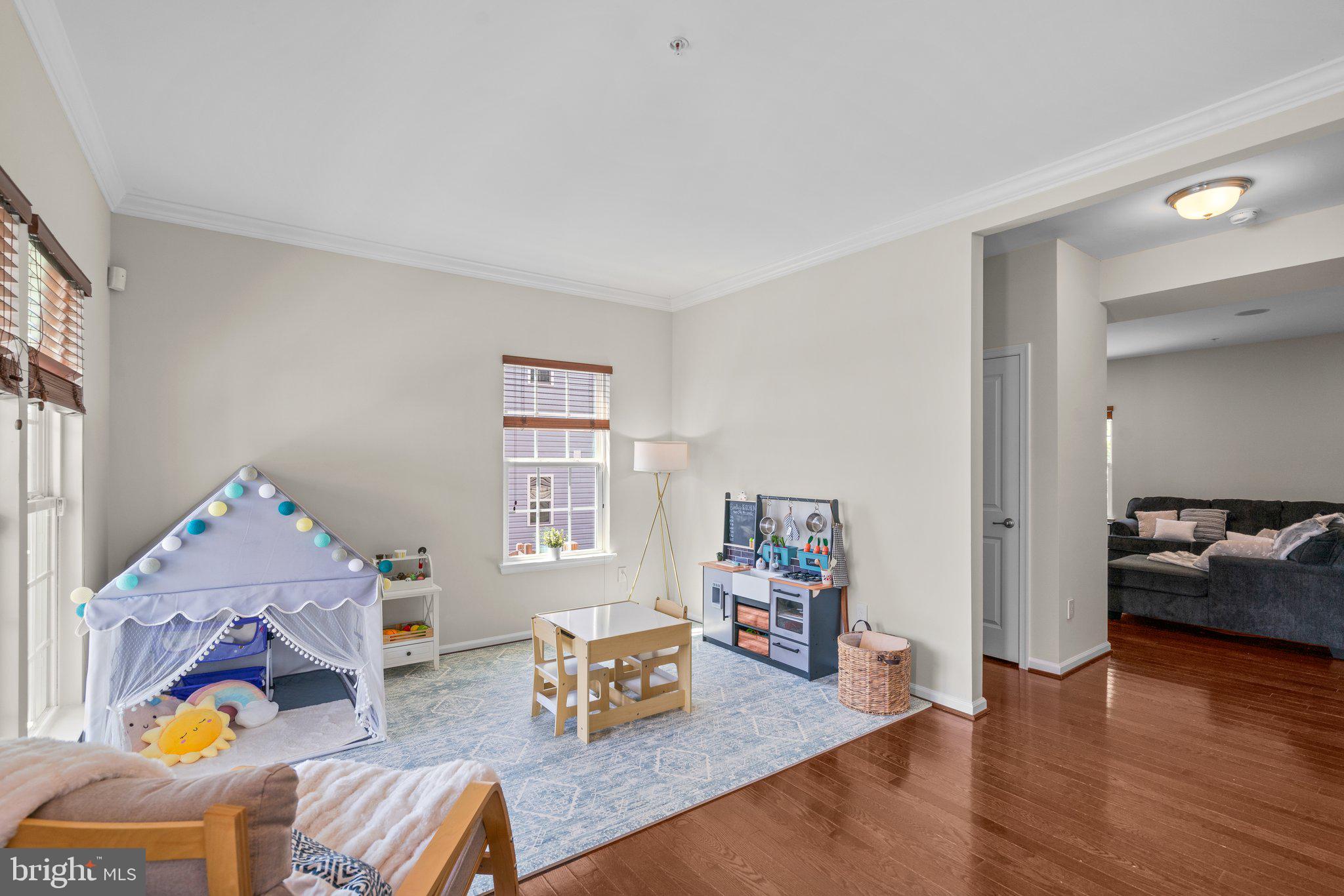 FIELDS AT ROCK GLENN - Residential