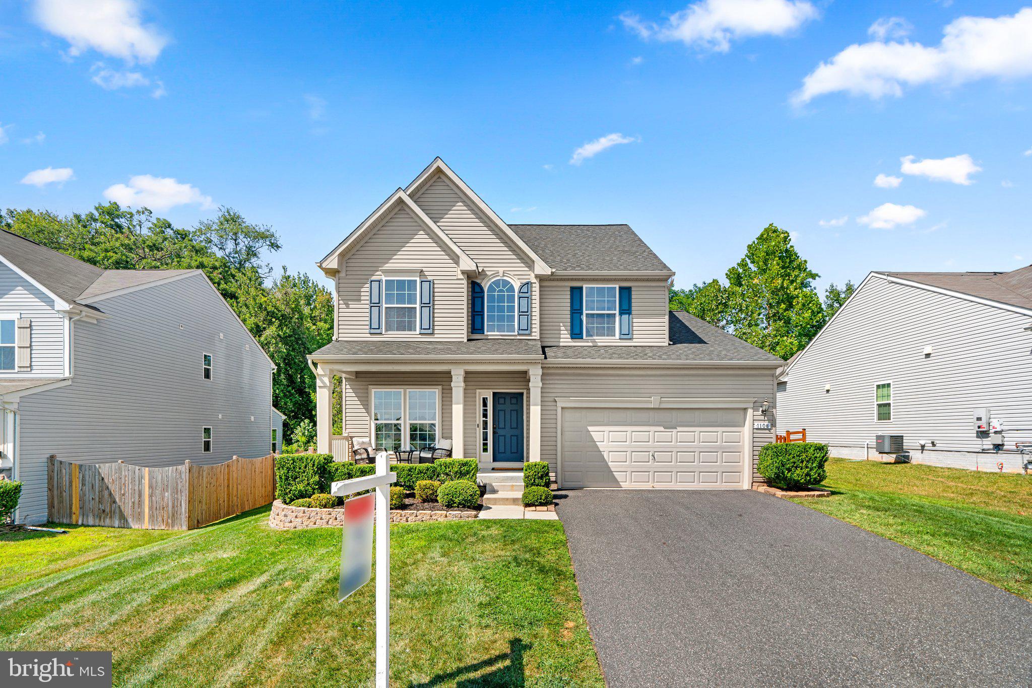 FIELDS AT ROCK GLENN - Residential