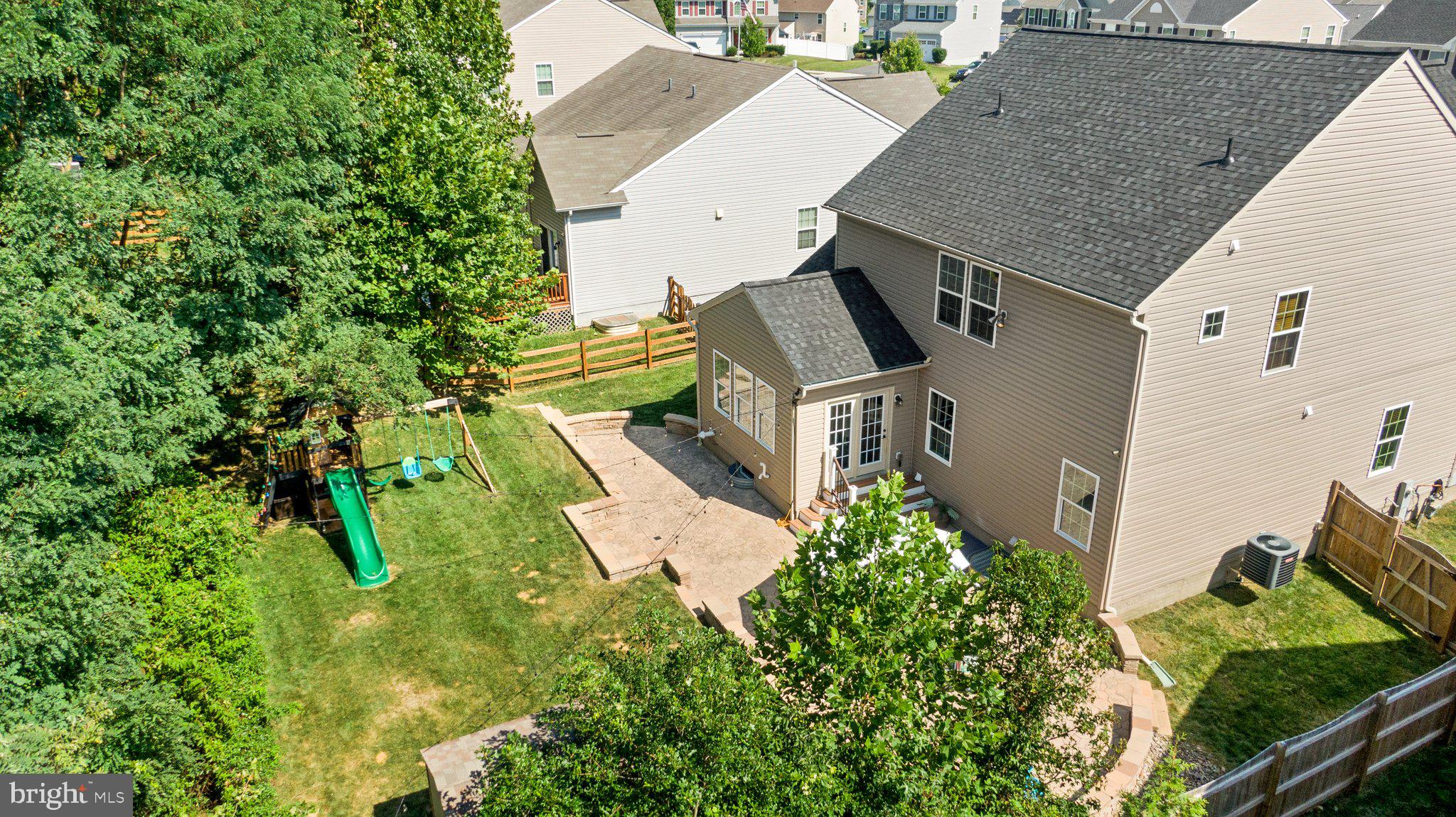 FIELDS AT ROCK GLENN - Residential