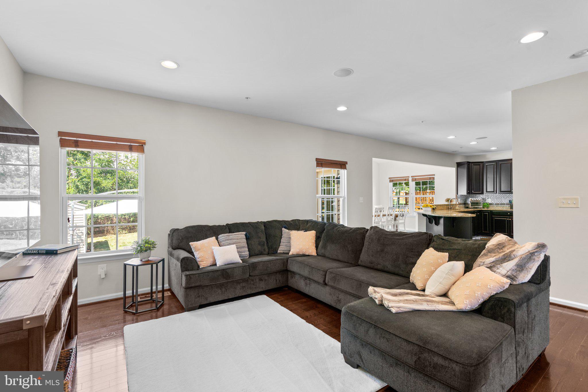 FIELDS AT ROCK GLENN - Residential