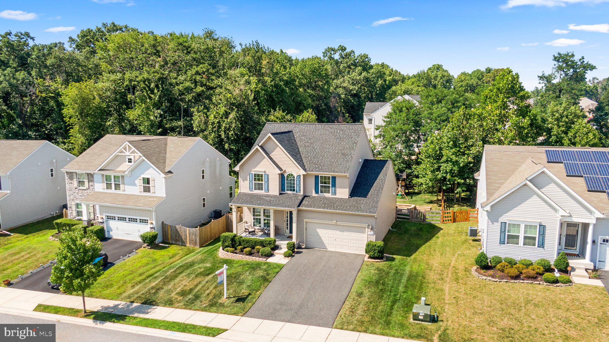 FIELDS AT ROCK GLENN - Residential