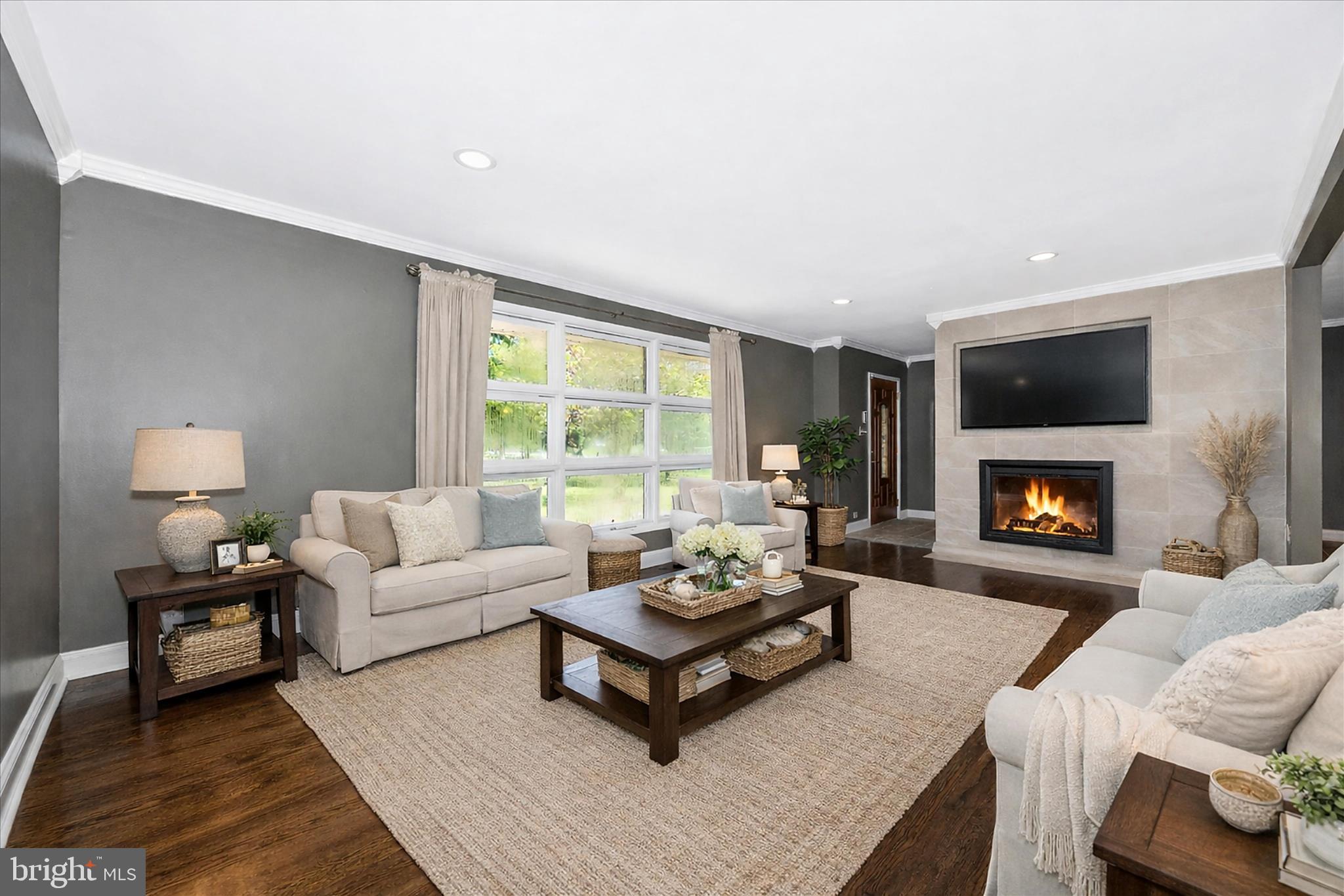 MAPLE LAWN - Residential