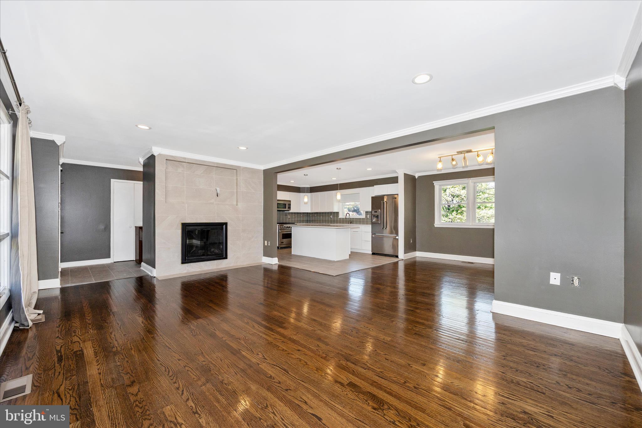 MAPLE LAWN - Residential