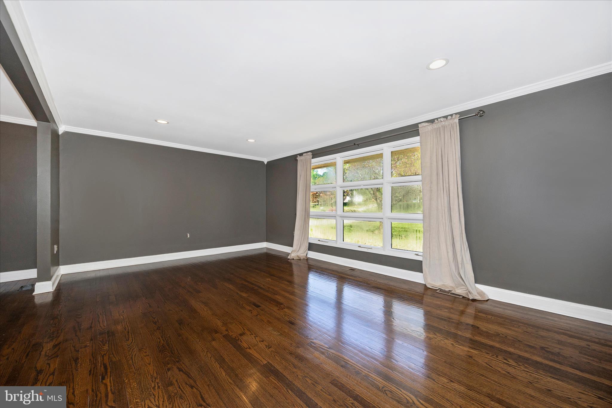 MAPLE LAWN - Residential