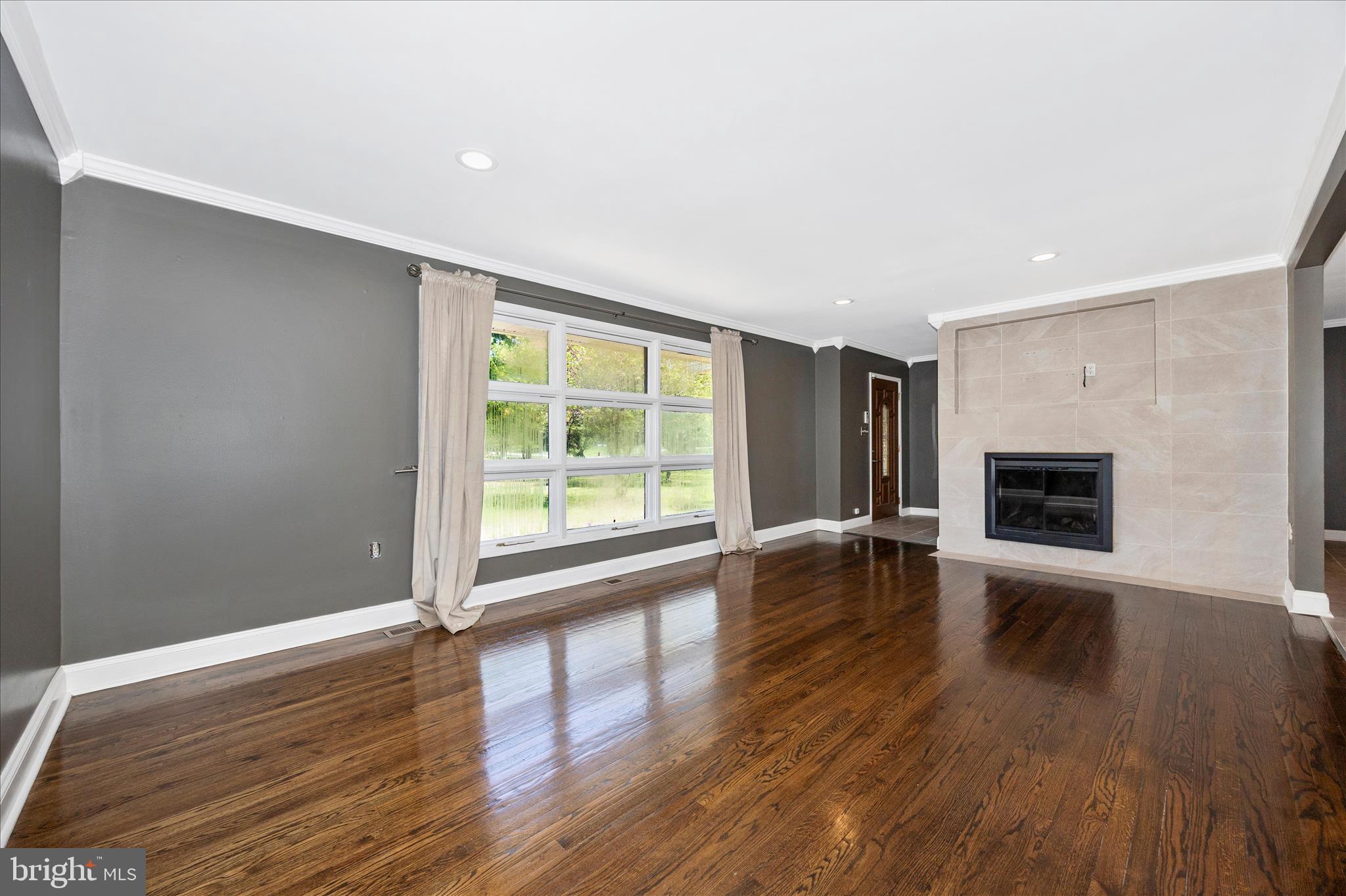 MAPLE LAWN - Residential