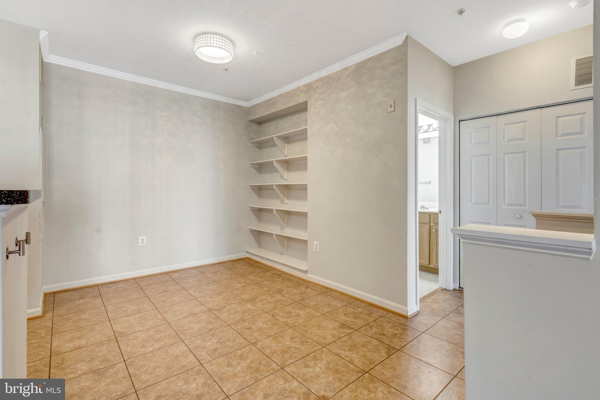 SOUTHGATE - Residential