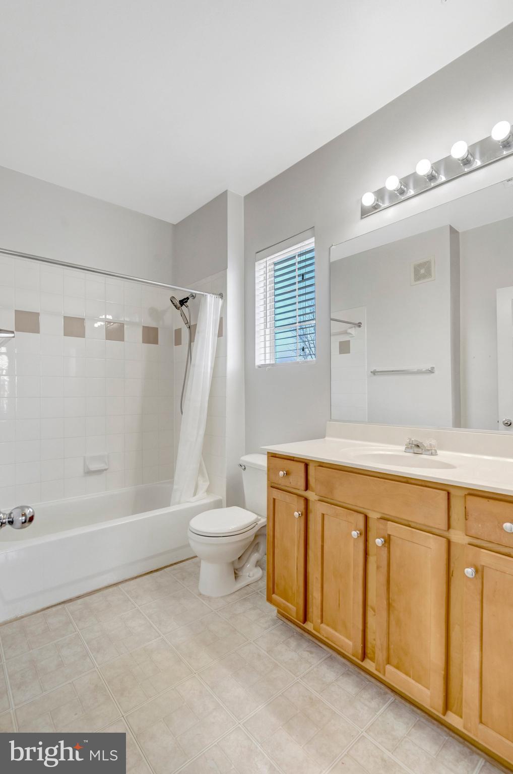 SOUTHGATE - Residential