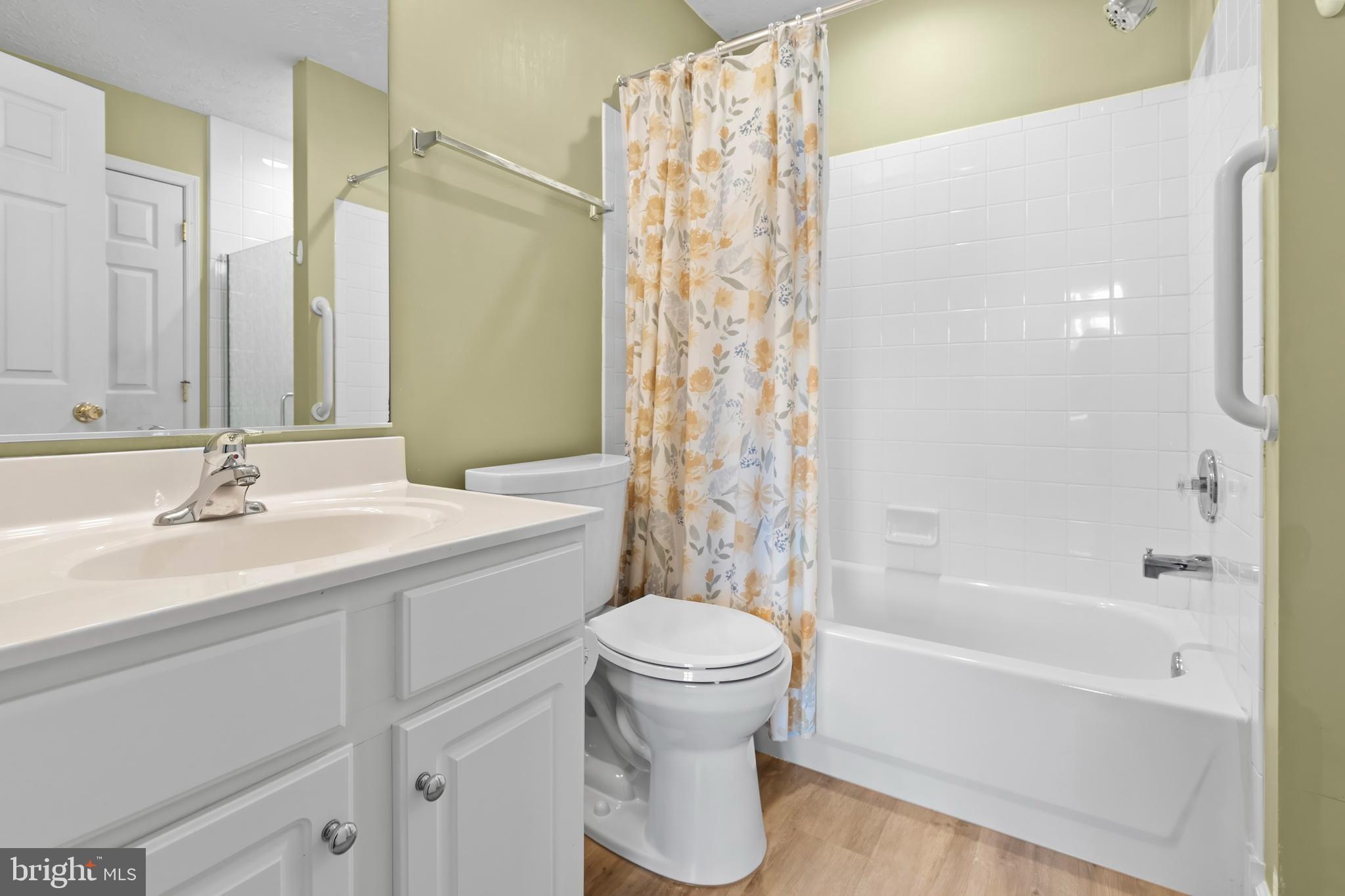 WOODS AT BAYVIEW - Residential