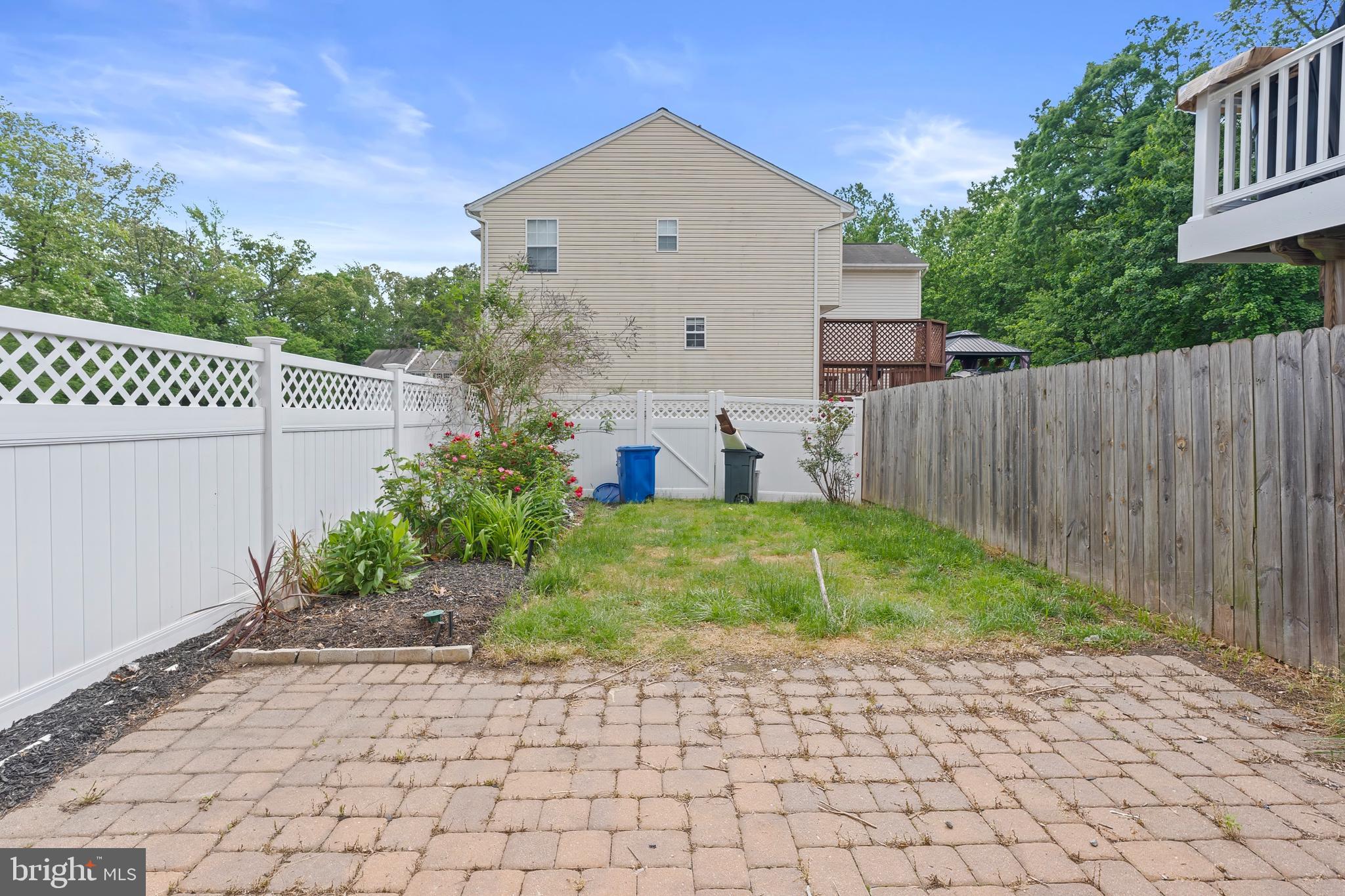 WOODS AT BAYVIEW - Residential