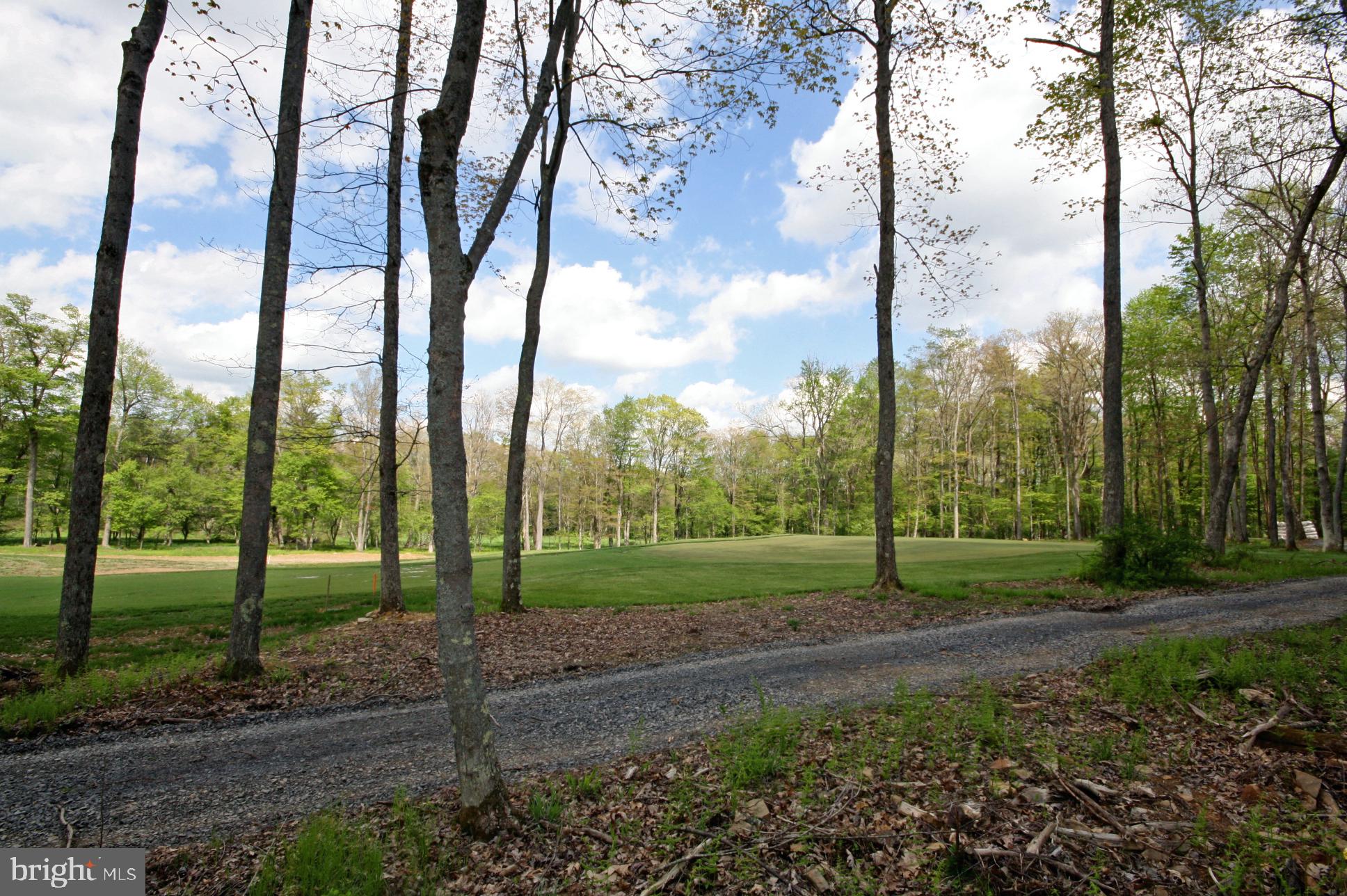 THOUSAND ACRES - Land