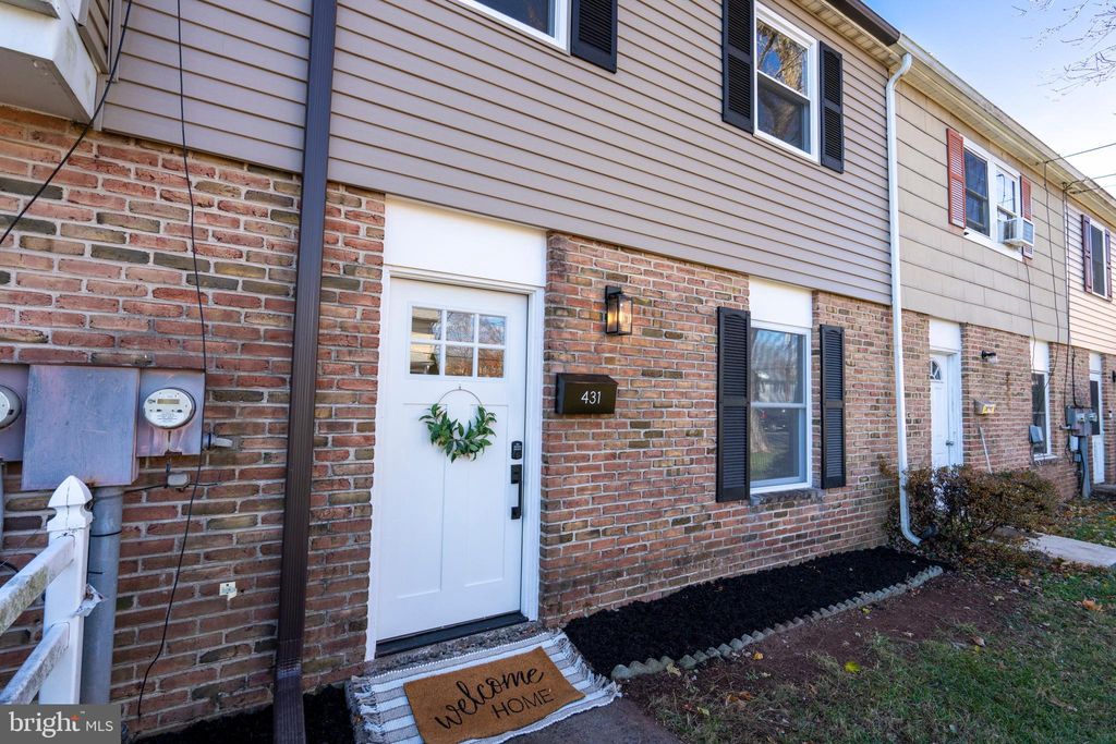 Photo of 431 Seminary Street, PENNSBURG, PA 18073 (MLS # PAMC2162128)