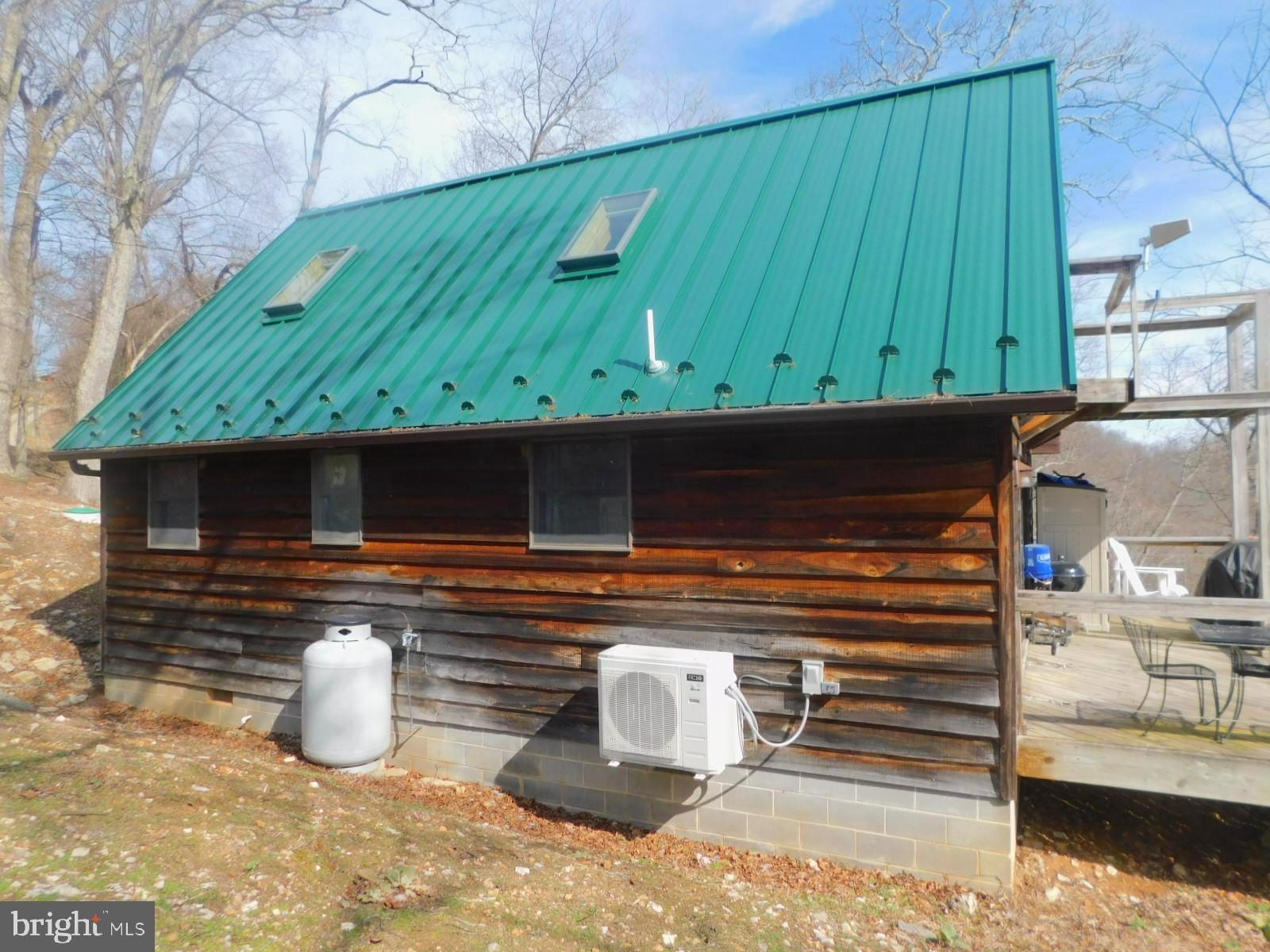 OLD FIELDS OWNERS ASSOCIATION - Residential