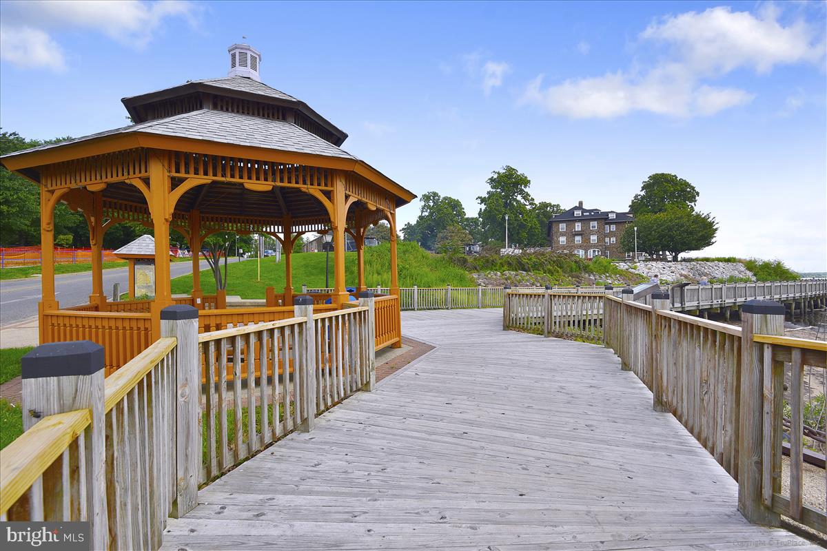 BULLE ROCK - Residential