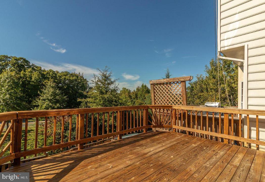 RIVER OAKS - Residential