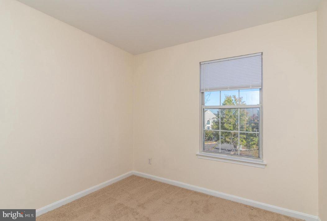 RIVER OAKS - Residential