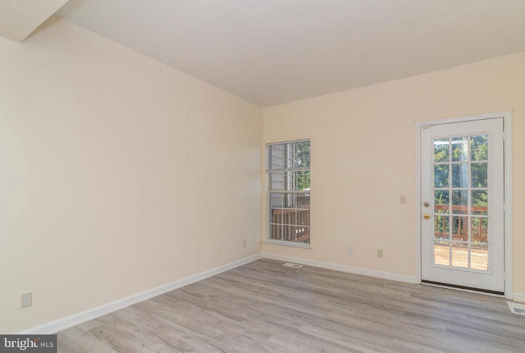 RIVER OAKS - Residential