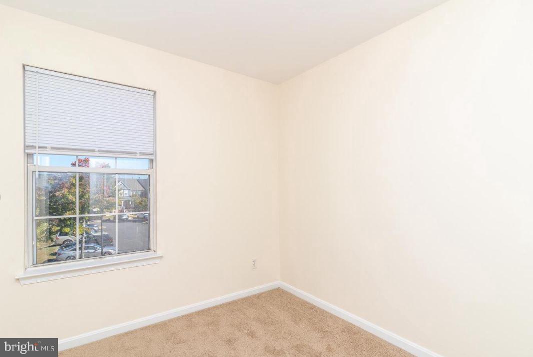 RIVER OAKS - Residential