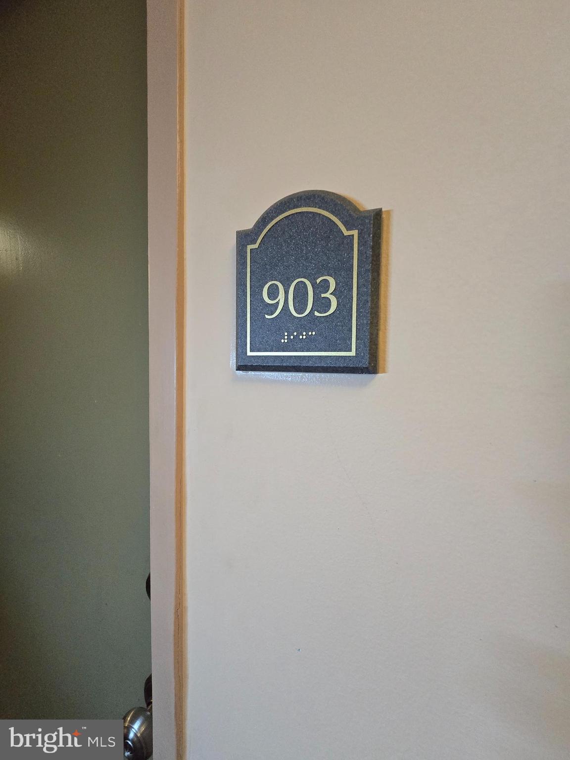 301 N BEAUREGARD STREET 903