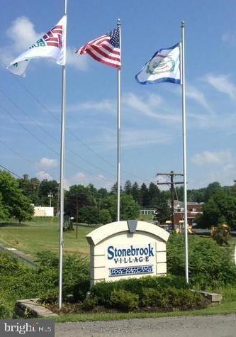 STONEBROOK VILLAGE - Residential