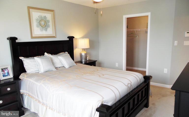 STONEBROOK VILLAGE - Residential