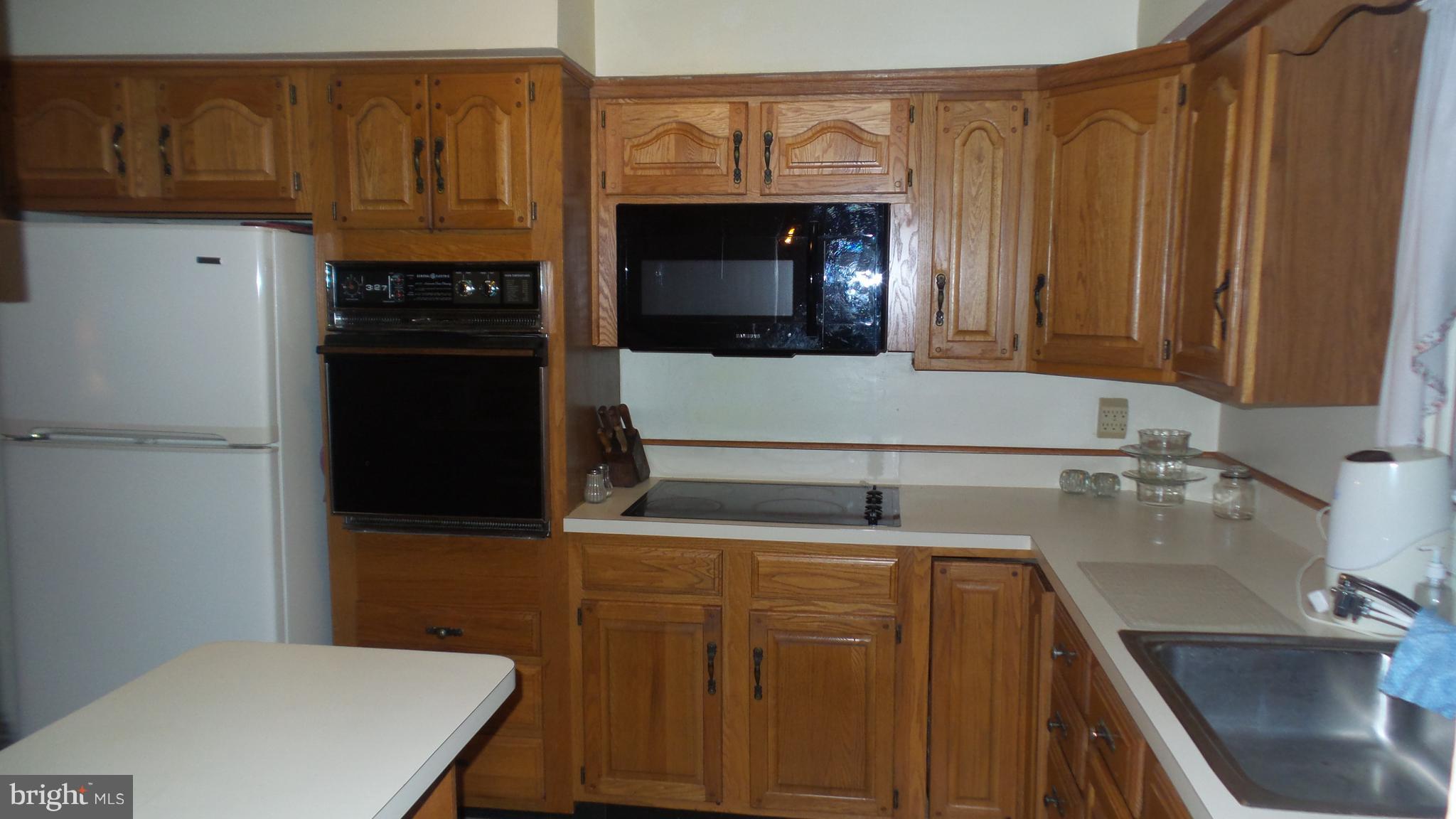 RIPPLING ESTATES - Residential