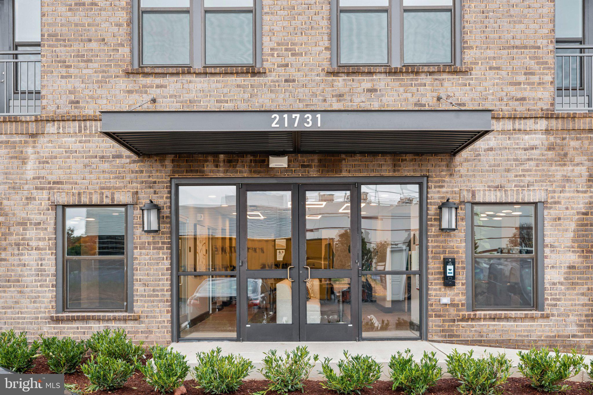 WAXPOOL CROSSING - Residential Lease