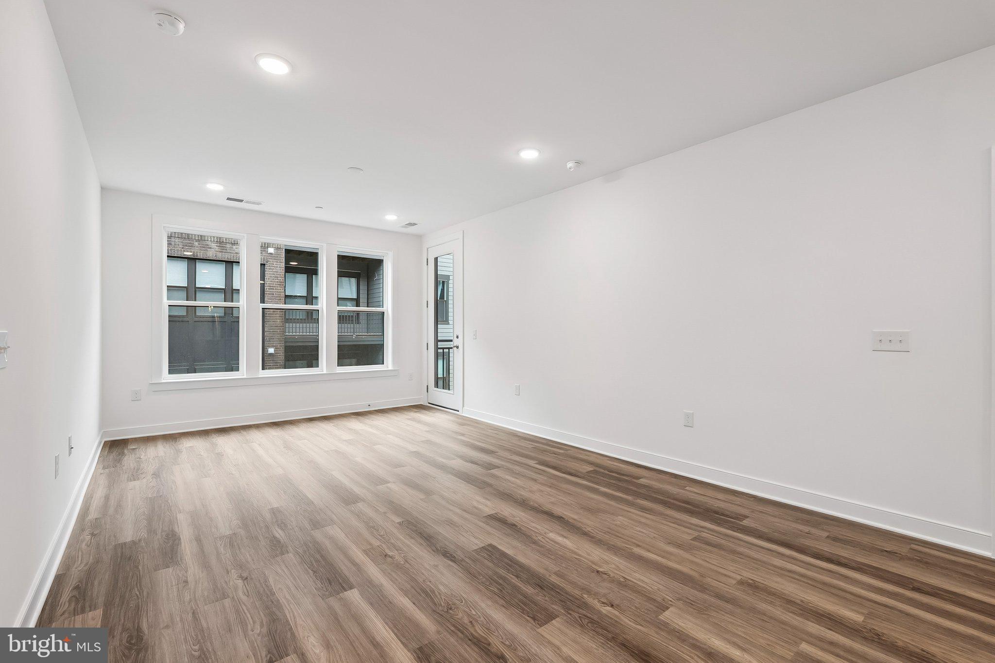 WAXPOOL CROSSING - Residential Lease