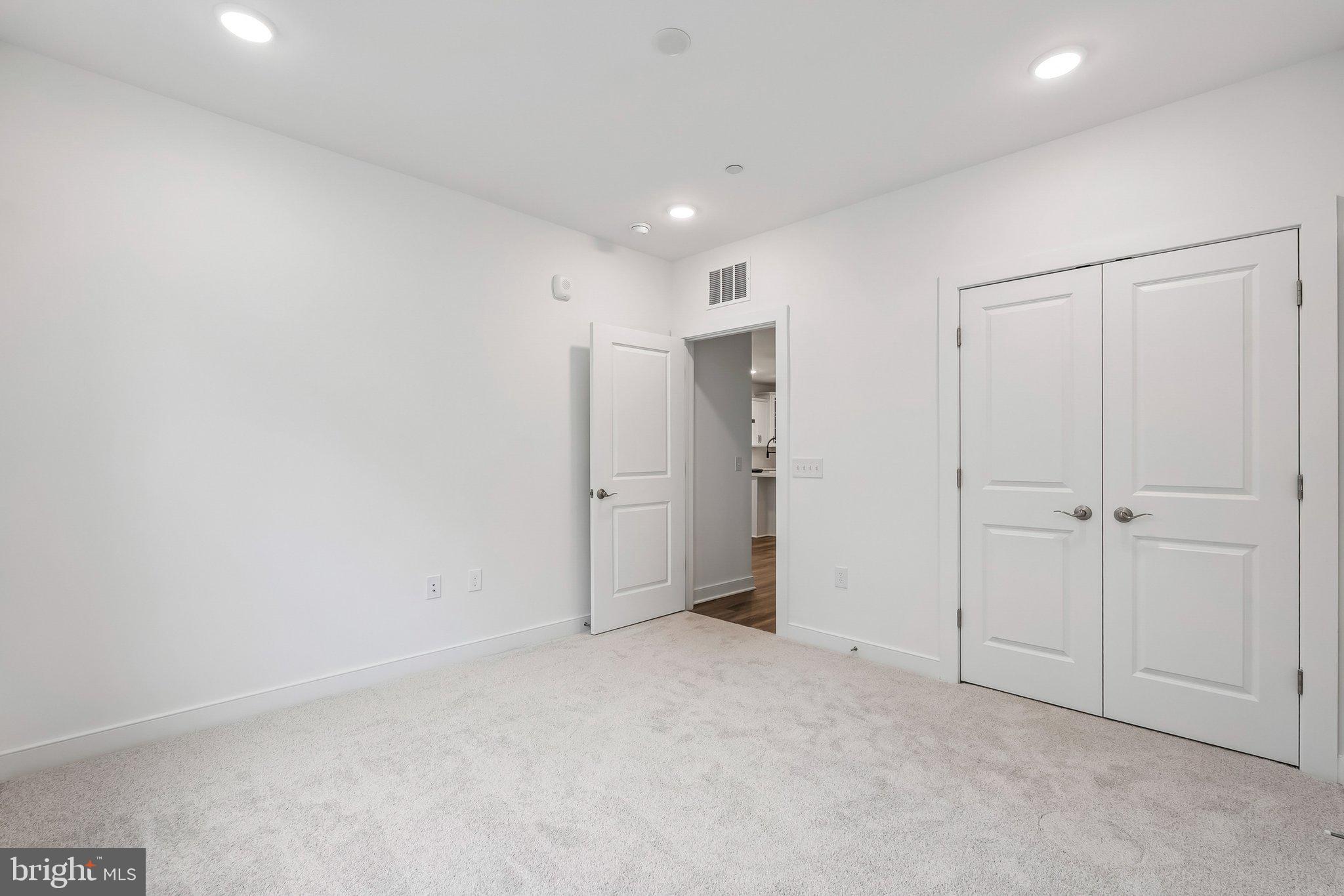 WAXPOOL CROSSING - Residential Lease