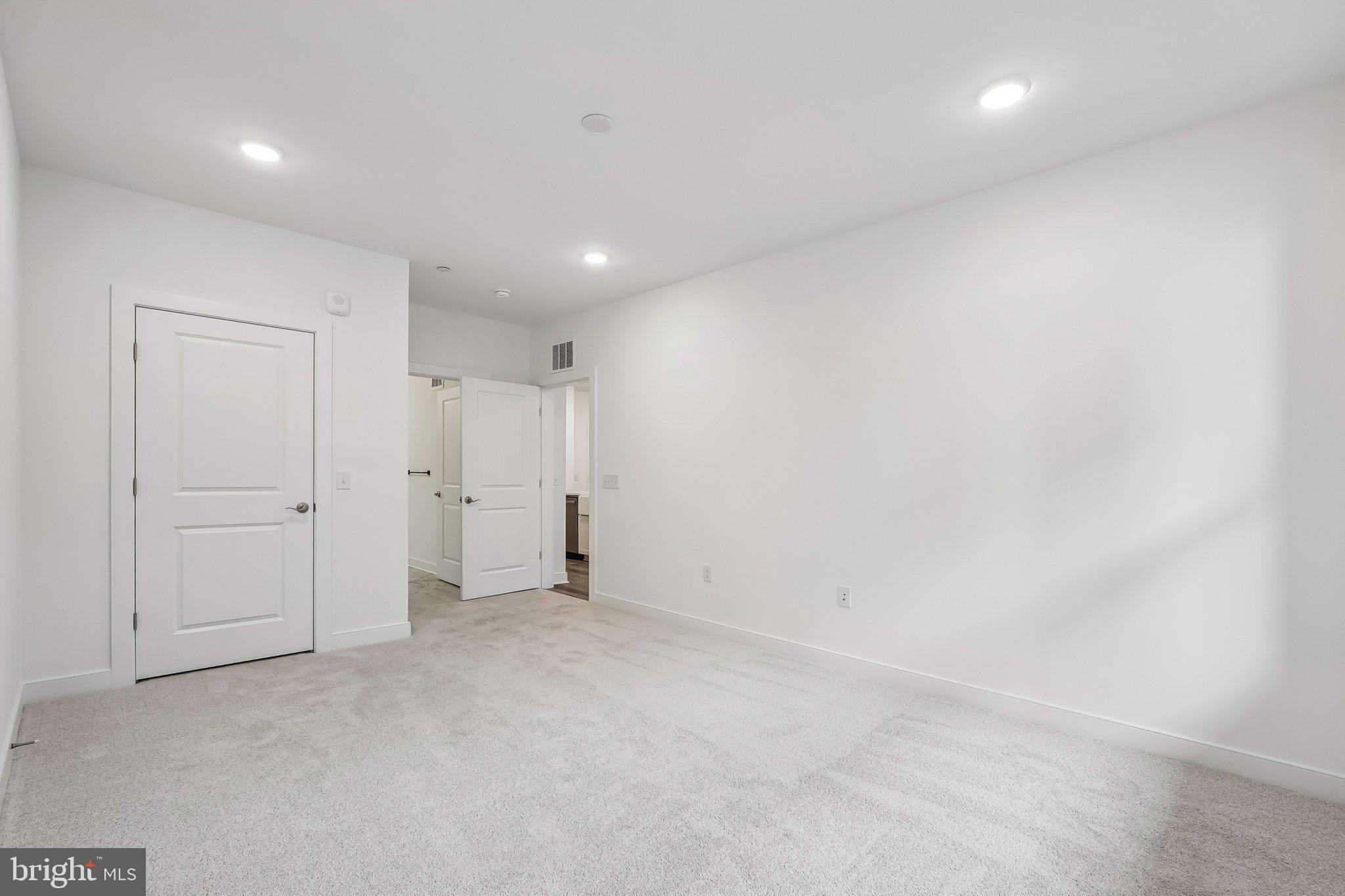 WAXPOOL CROSSING - Residential Lease