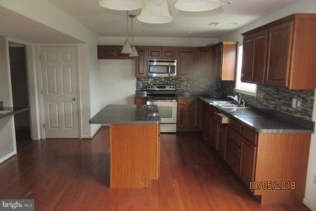 GLENDALE TERRACE - Residential