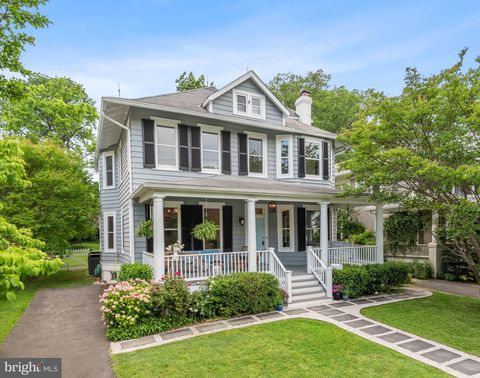 Photo of 6812 Delaware Street, Chevy Chase, MD 20815 (MLS # MDMC2132896)