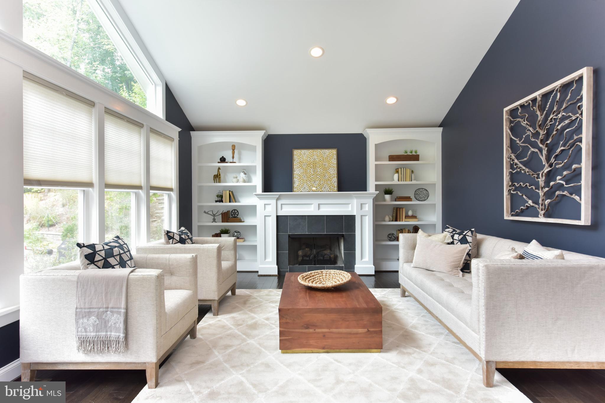 ROSEMONT - Residential