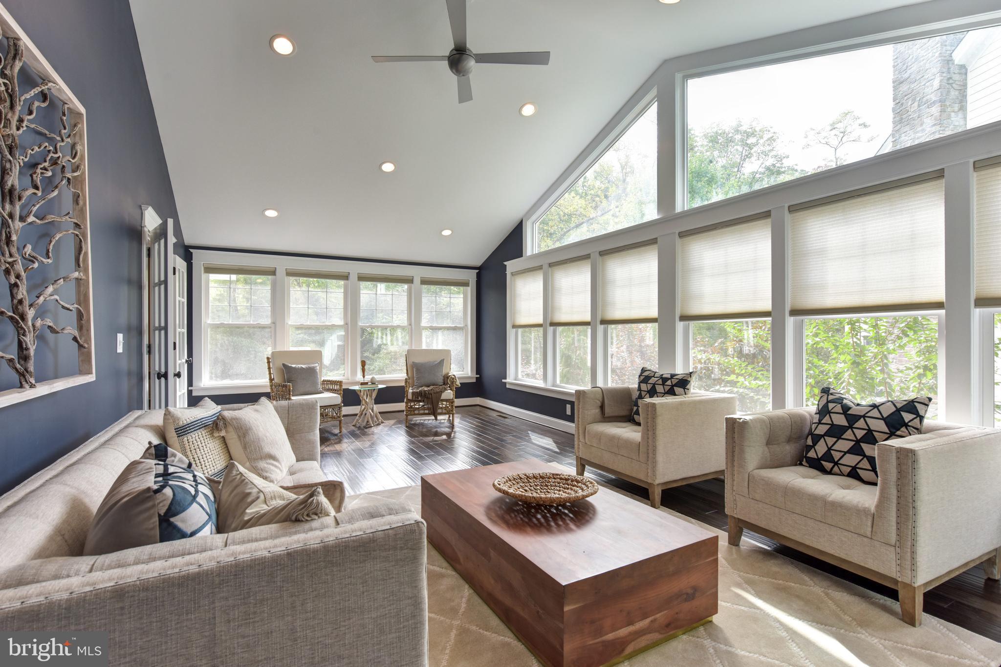 ROSEMONT - Residential