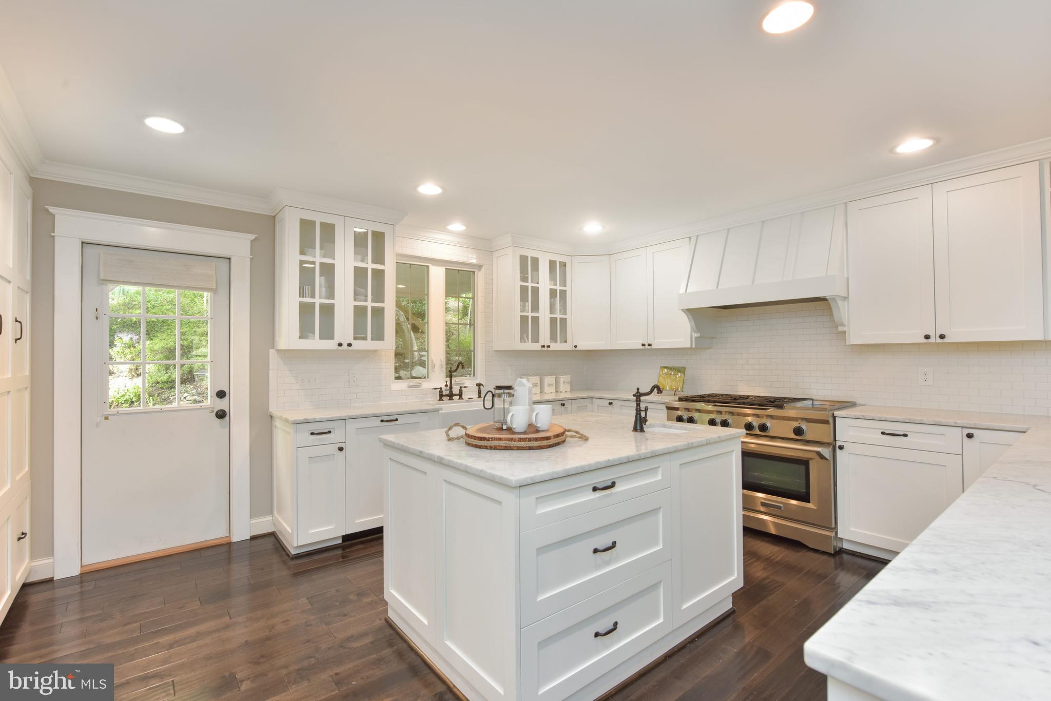 ROSEMONT - Residential