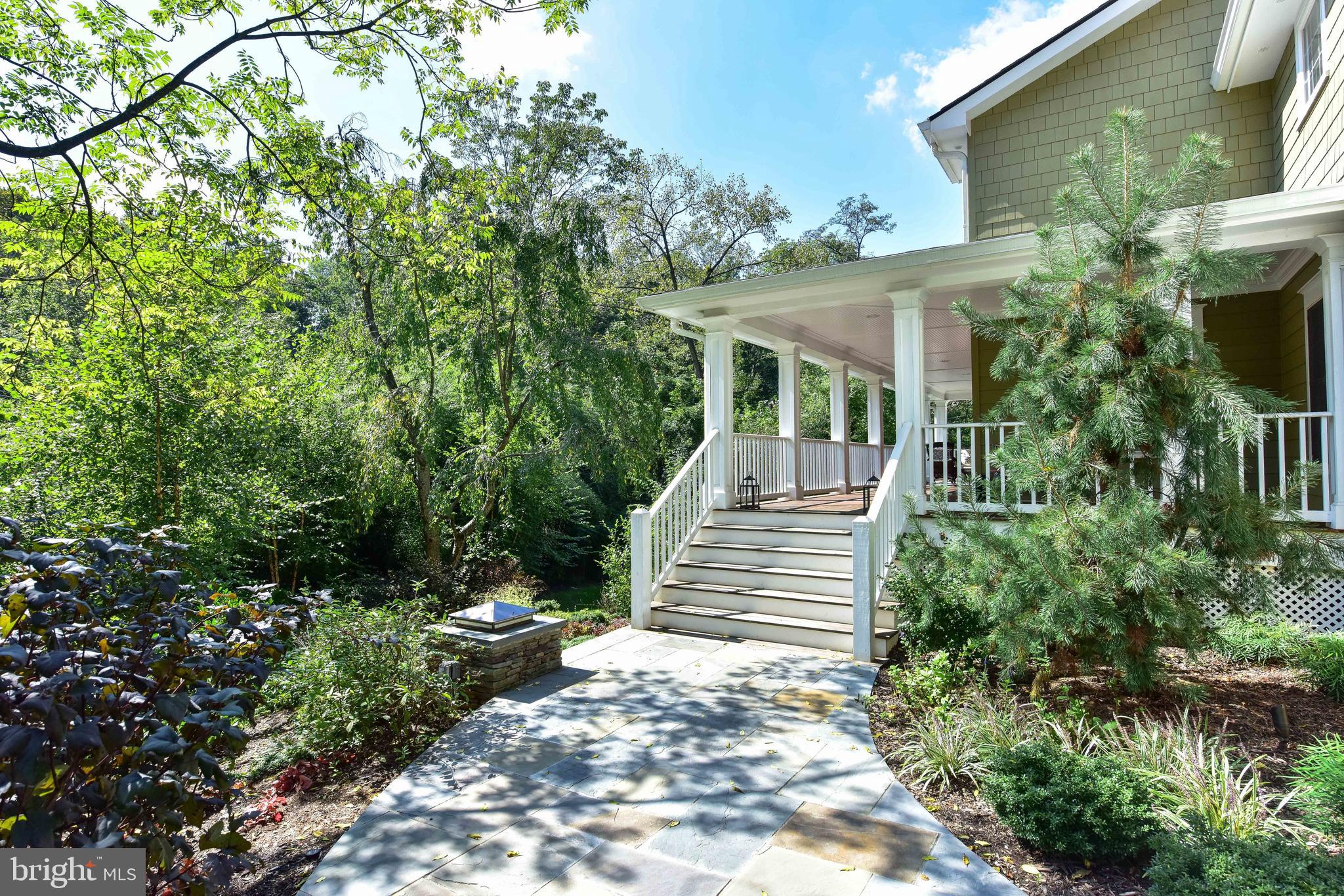 ROSEMONT - Residential