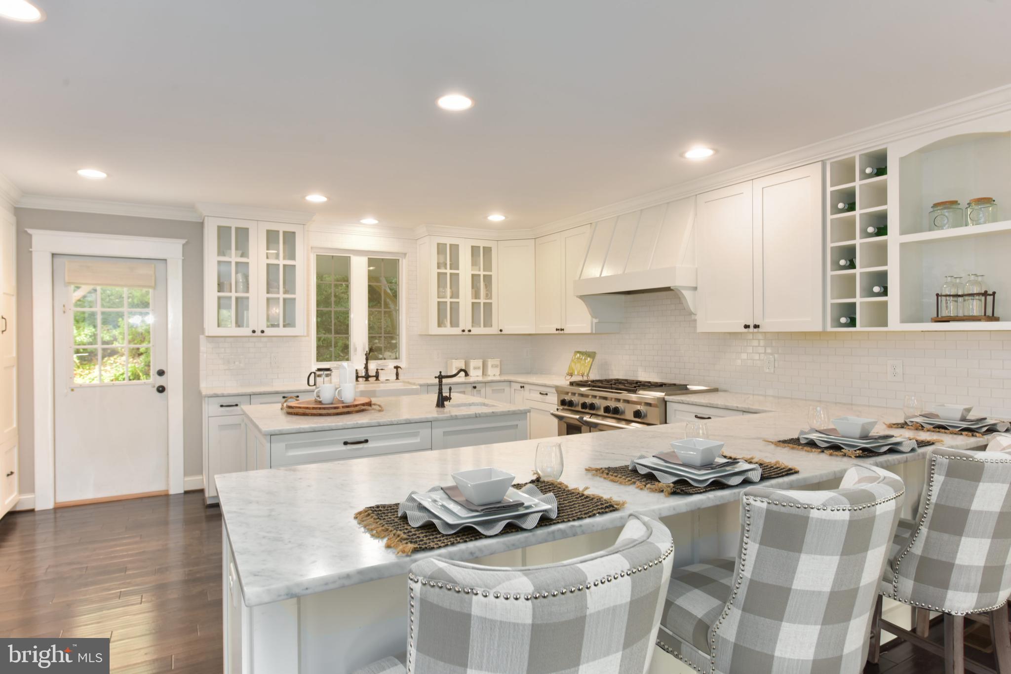 ROSEMONT - Residential