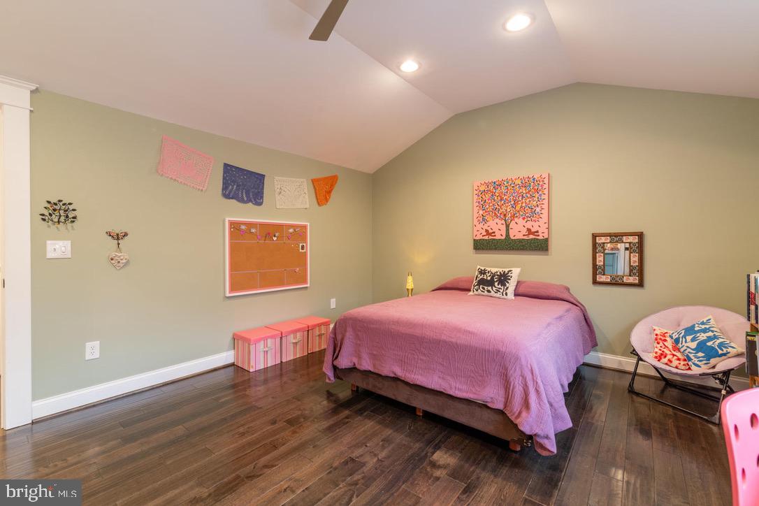 ROSEMONT - Residential