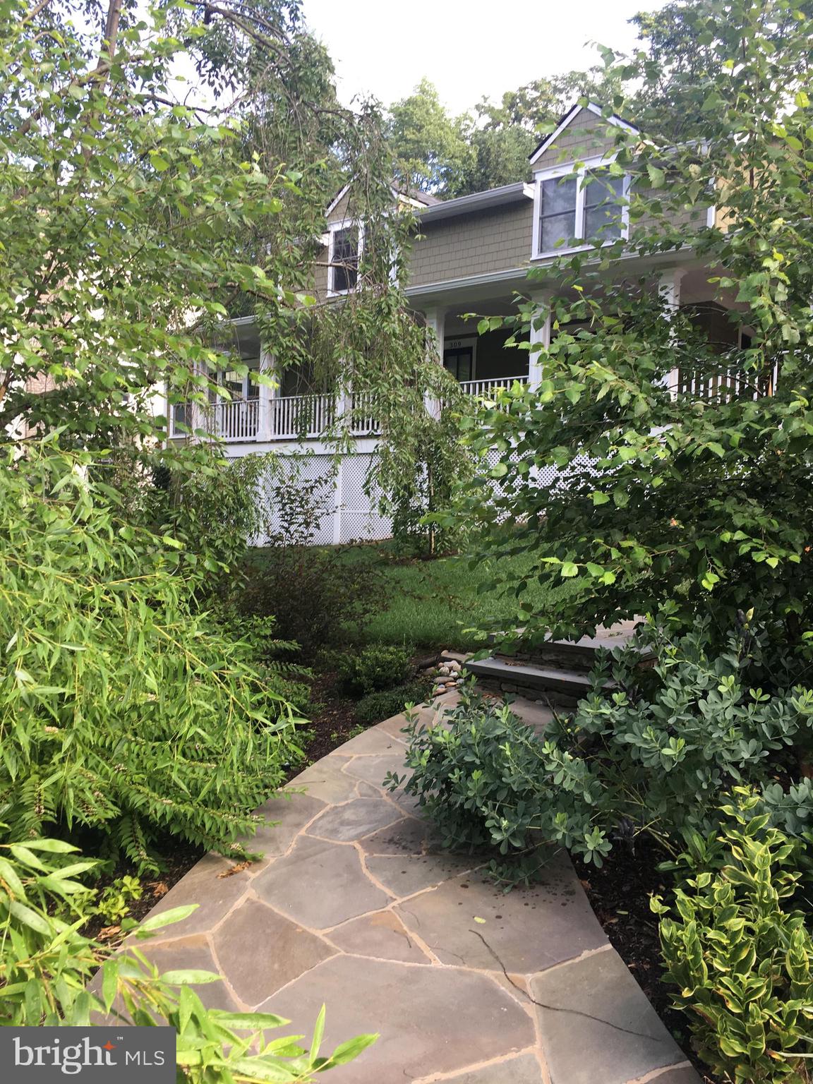 ROSEMONT - Residential