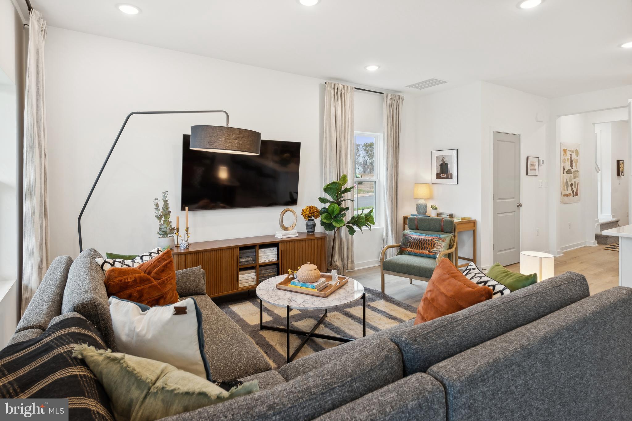 WILDERNESS SHORES - Residential