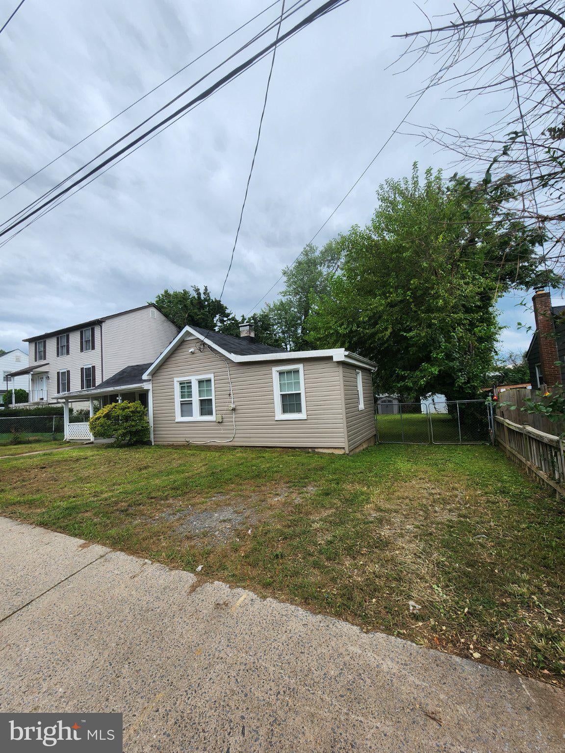 112 JAMES STREET
