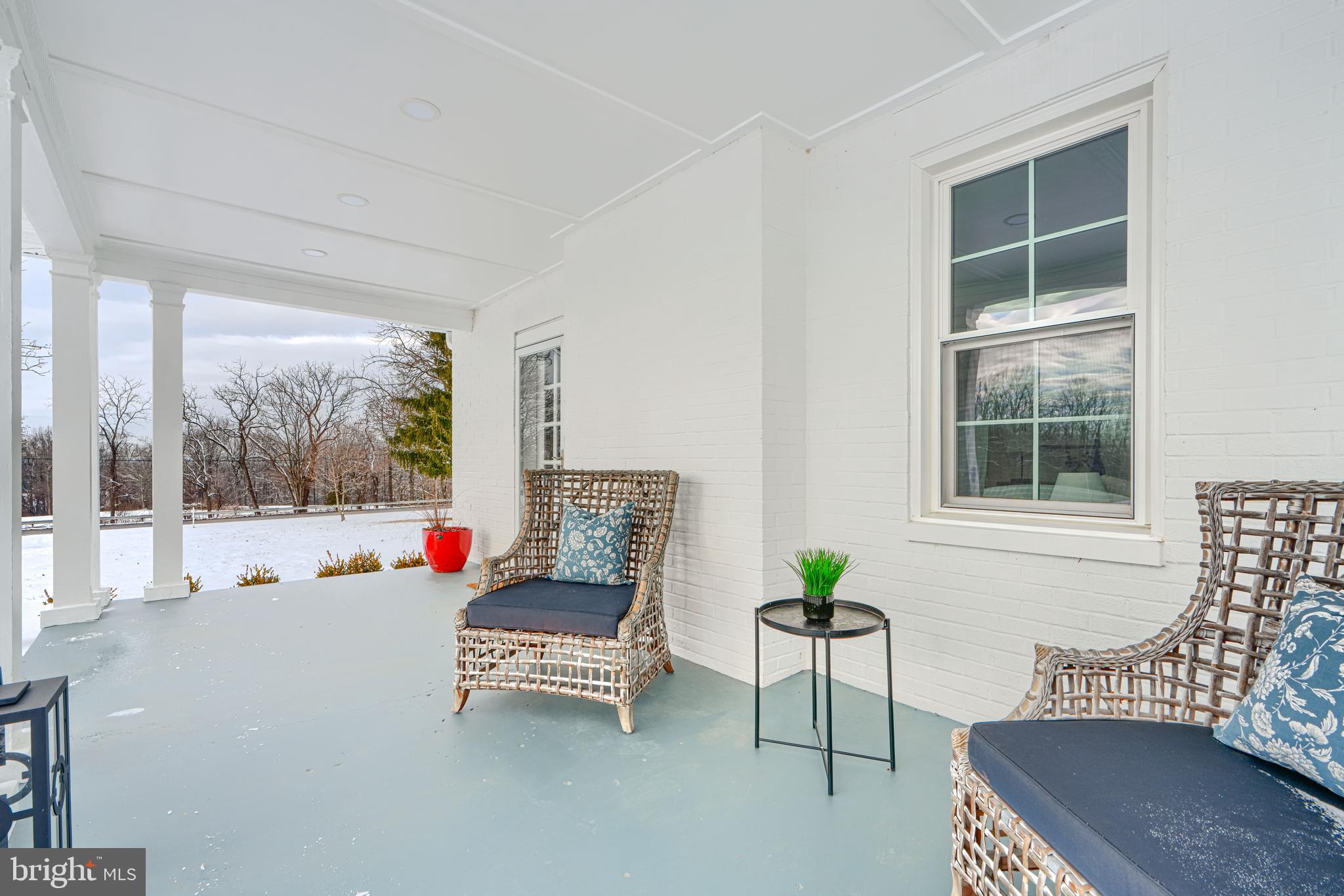 MY LADY'S MANOR - Farm