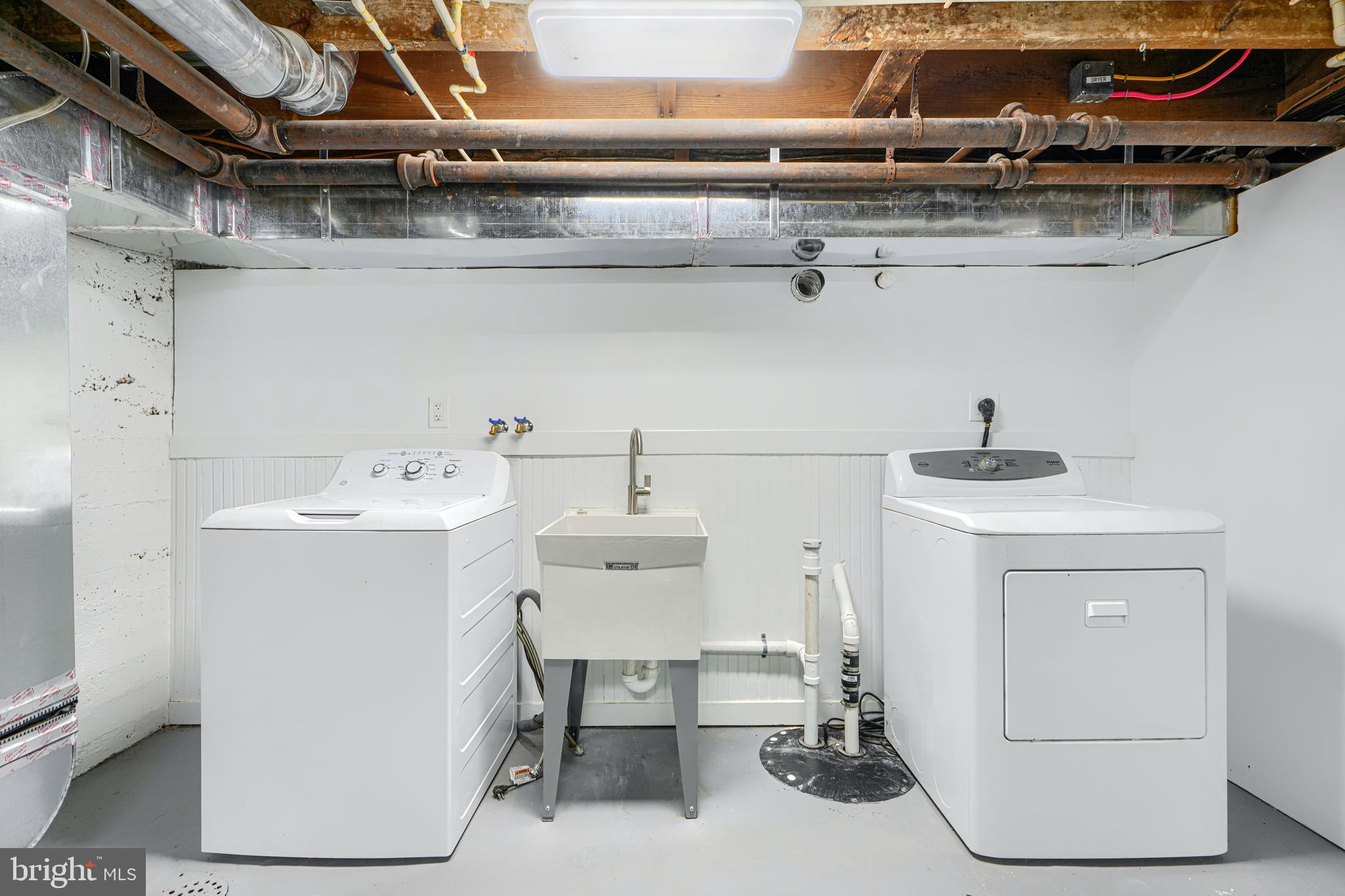 MY LADY'S MANOR - Farm