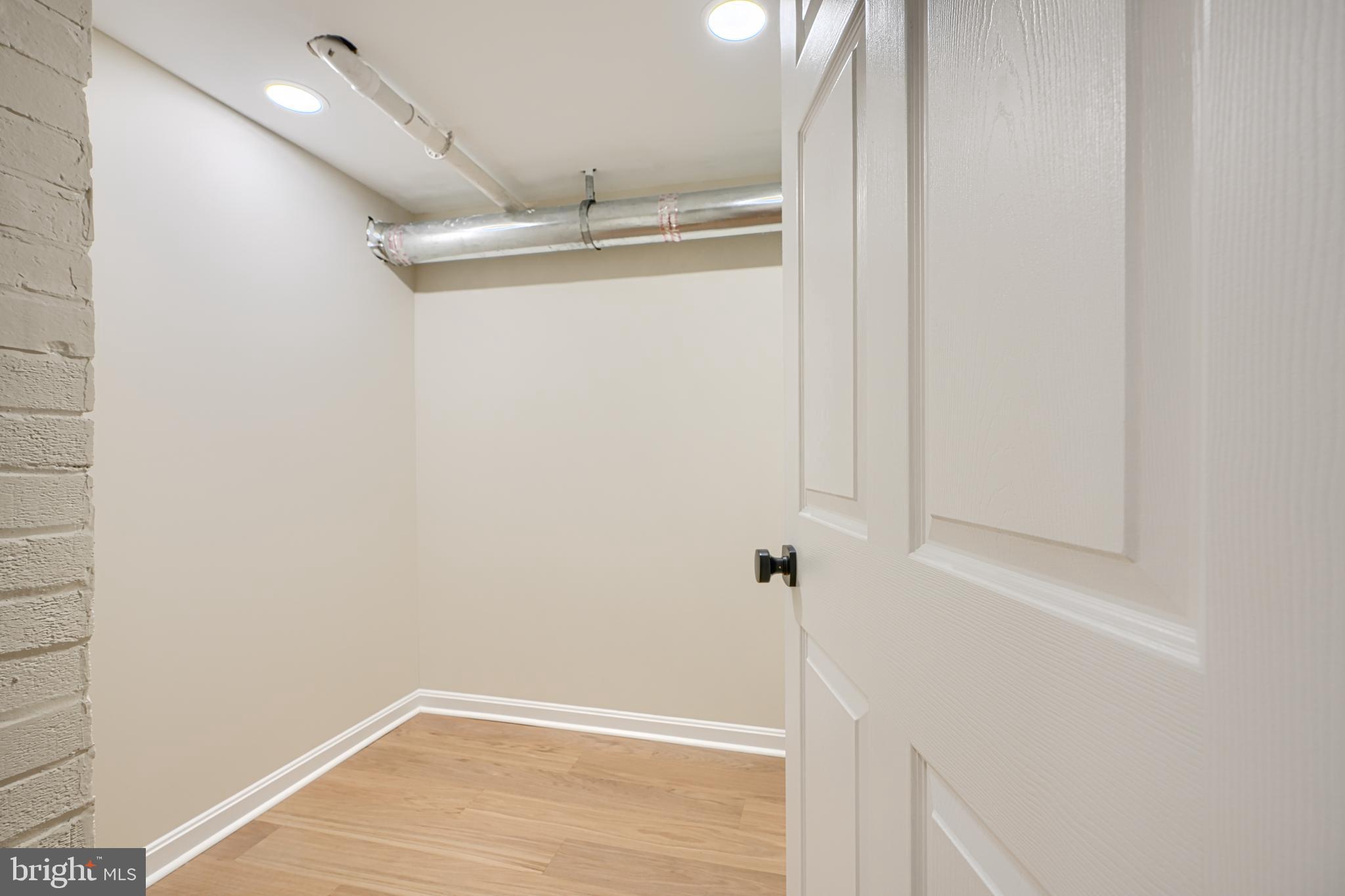 MY LADY'S MANOR - Farm