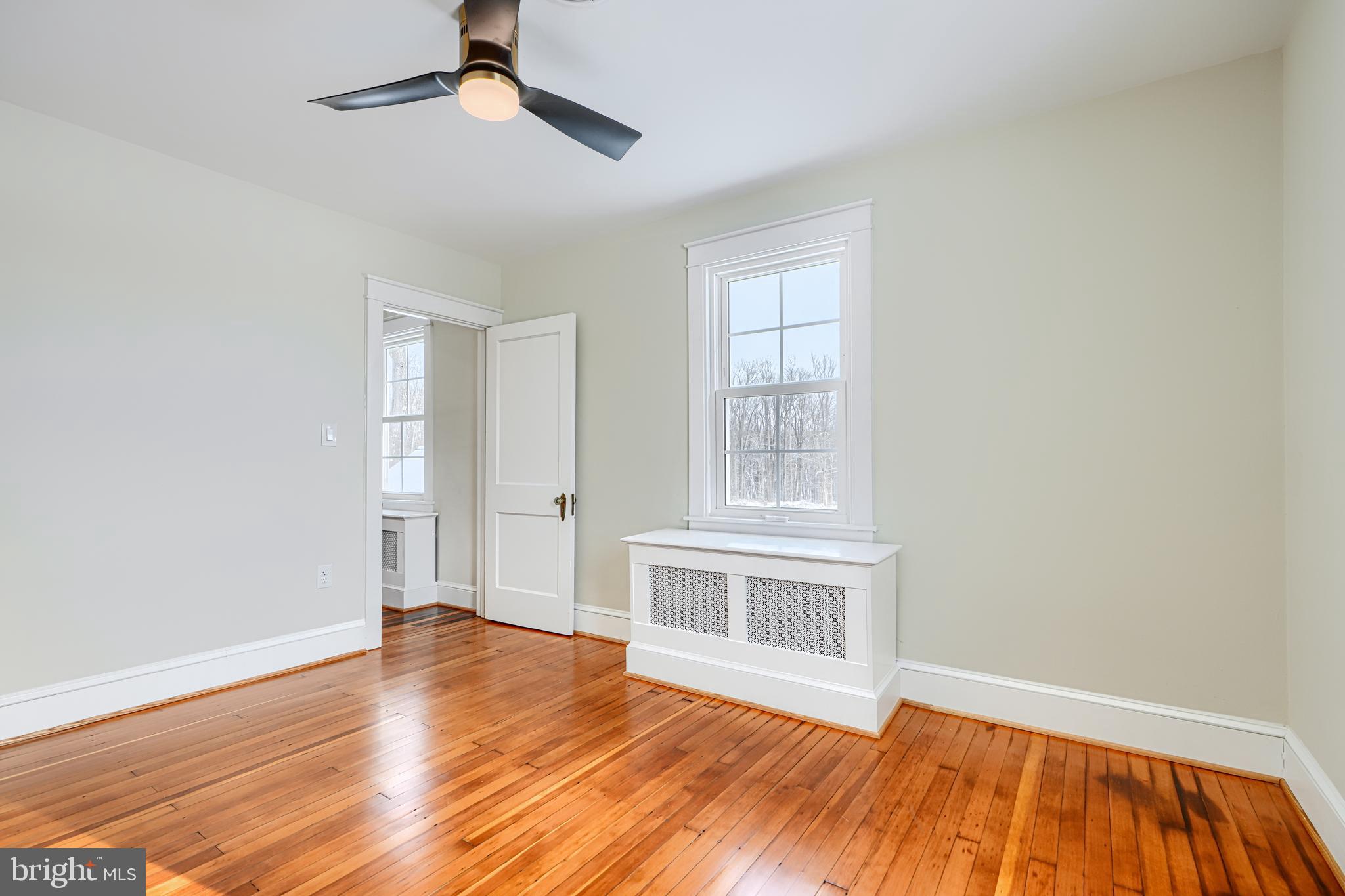 MY LADY'S MANOR - Farm