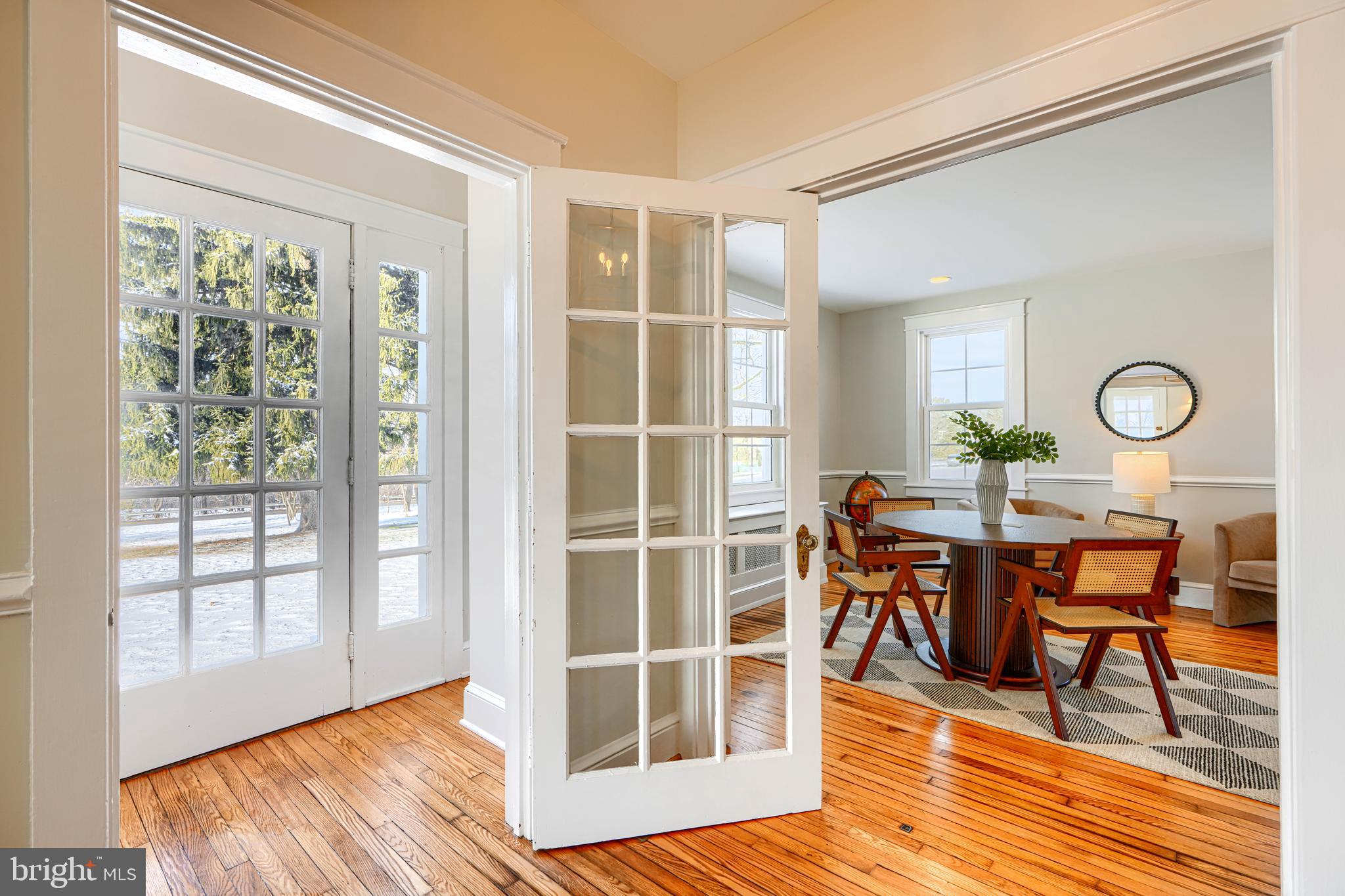 MY LADY'S MANOR - Farm