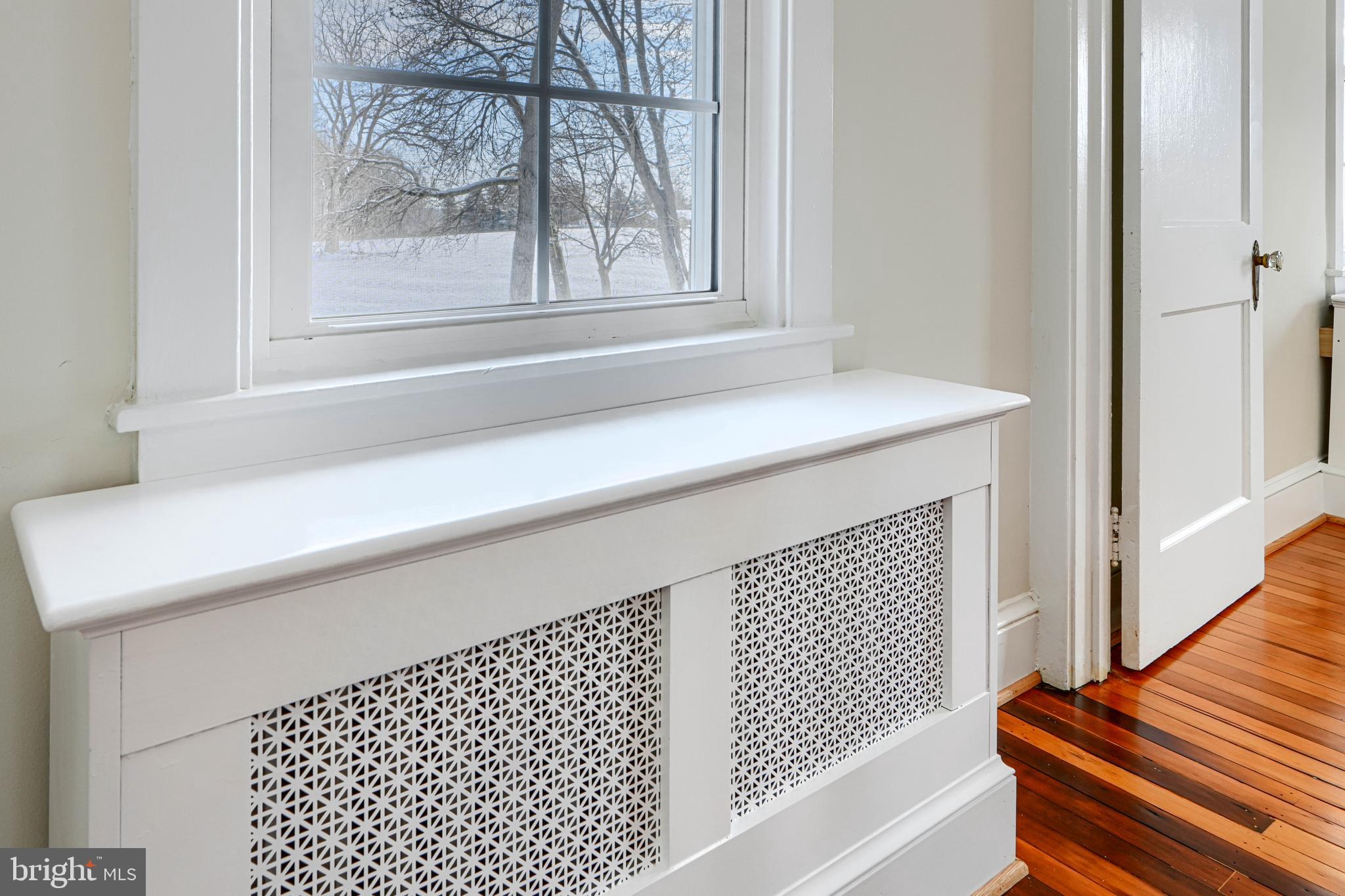 MY LADY'S MANOR - Farm