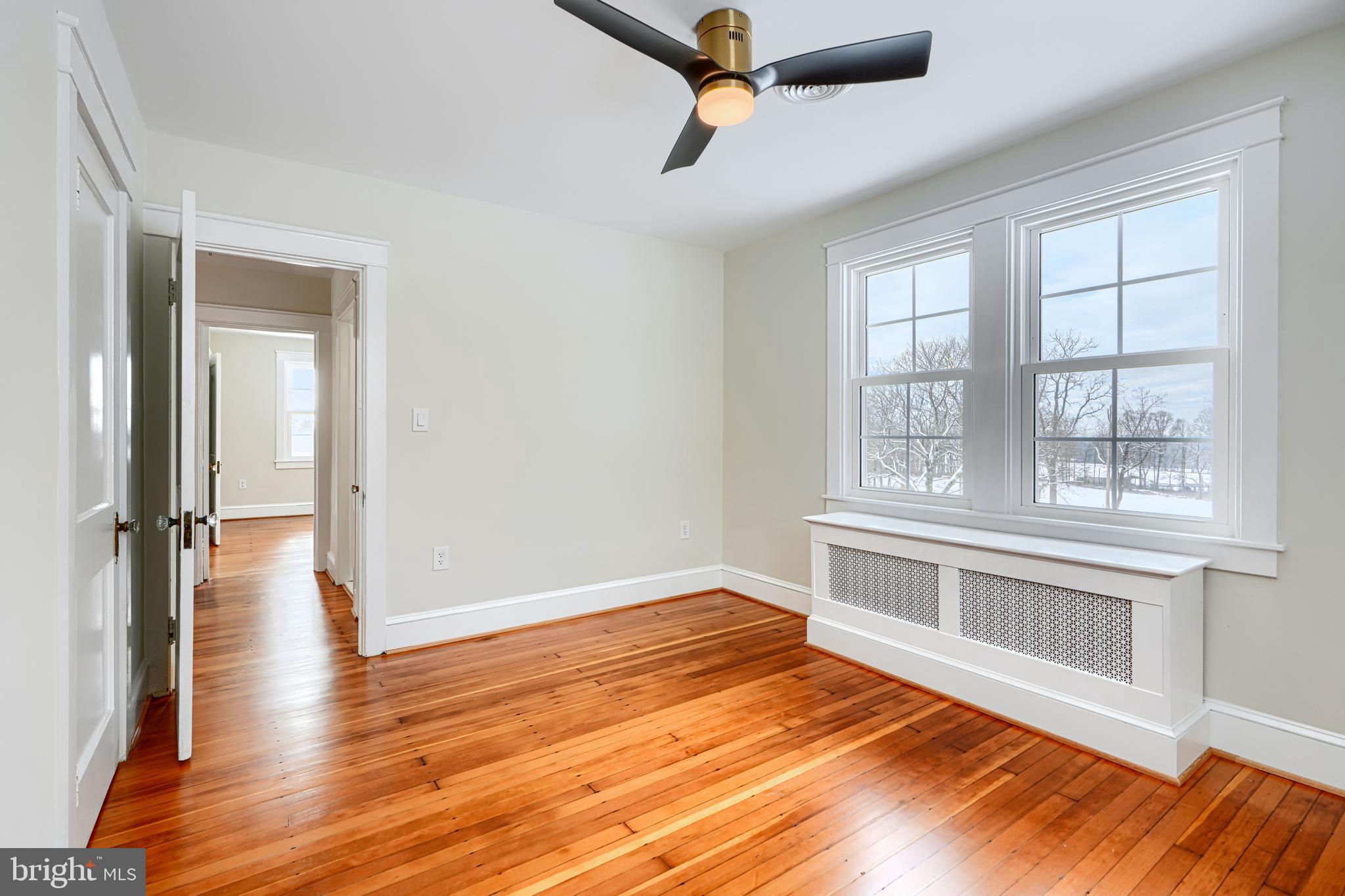 MY LADY'S MANOR - Farm